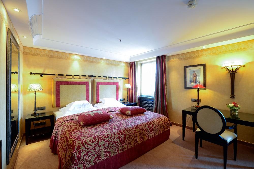 Colonial Style