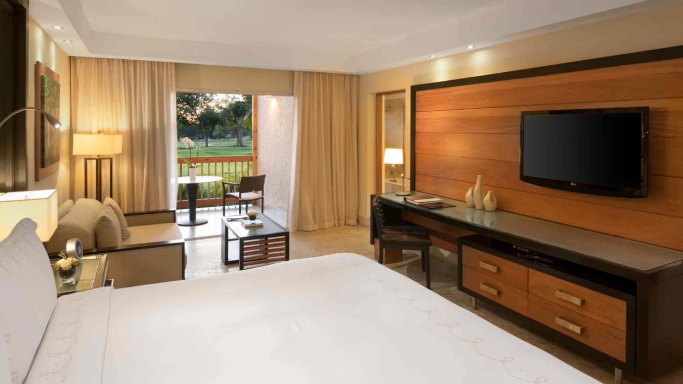 Elite Patio Room