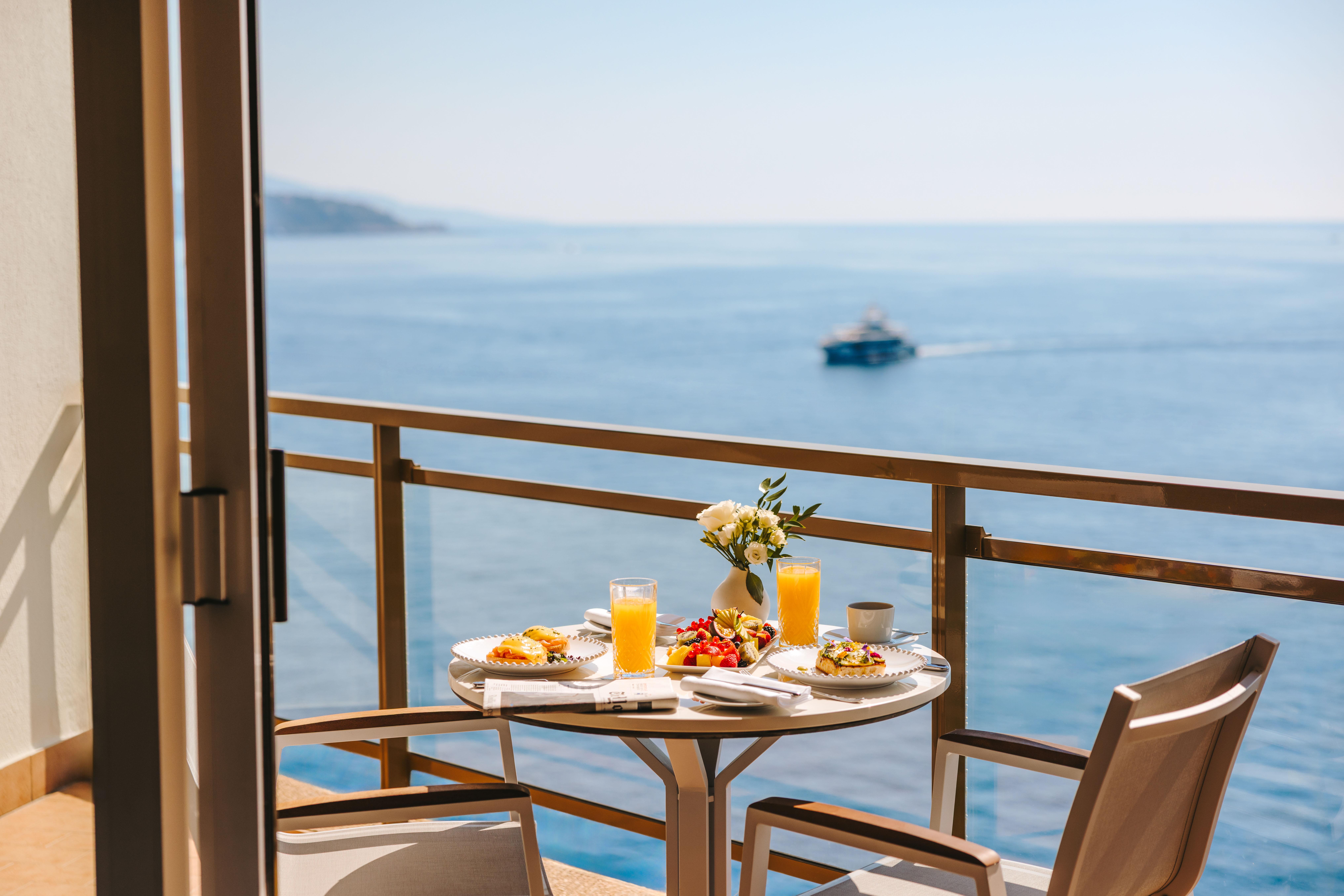 Signature Sea View Room