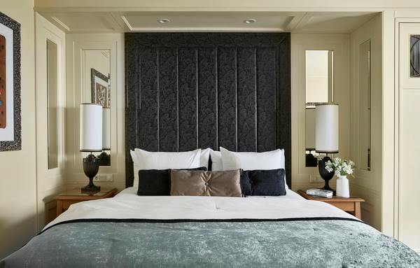 Deluxe Room, King Bed