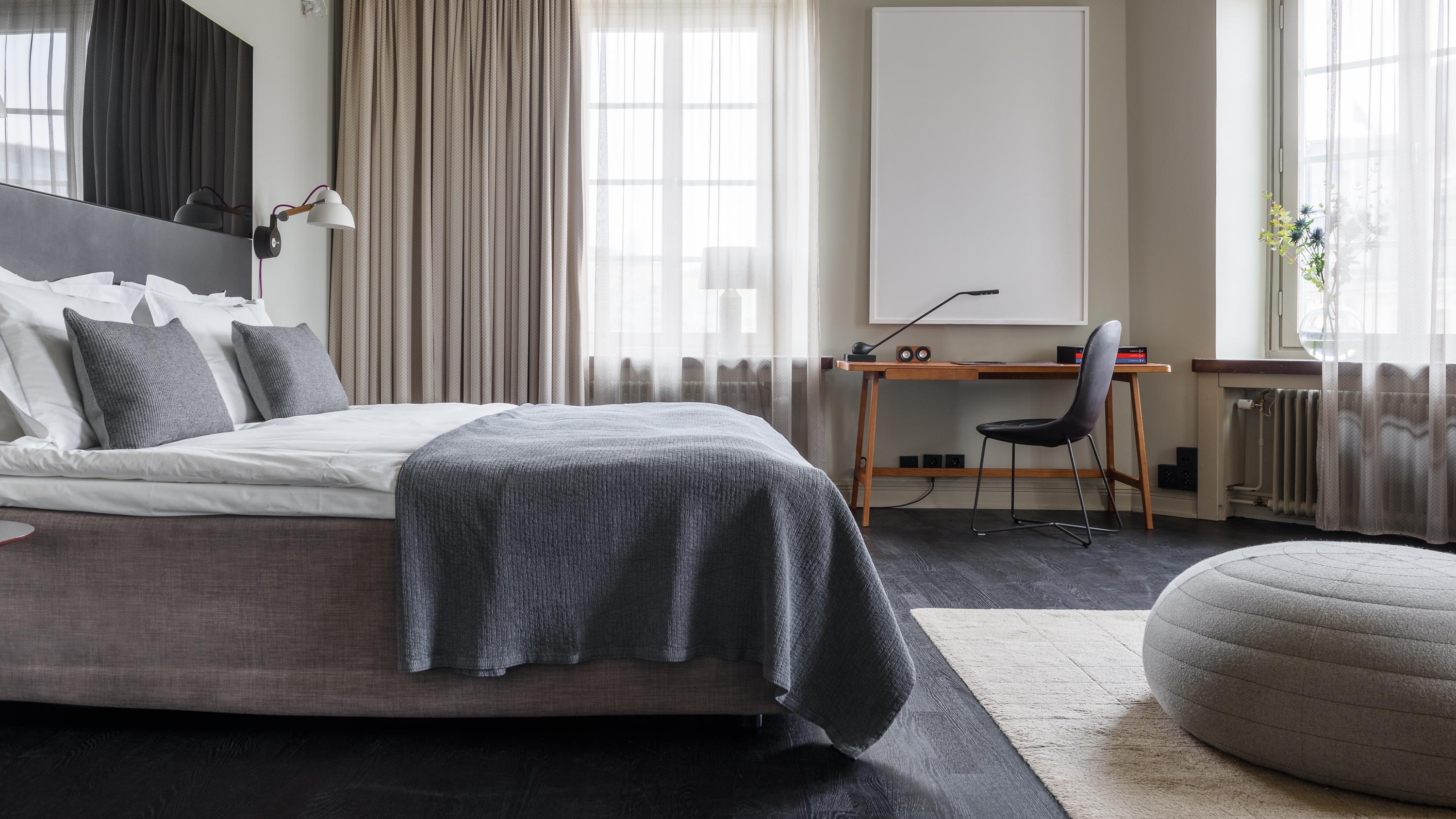 Corner Suite