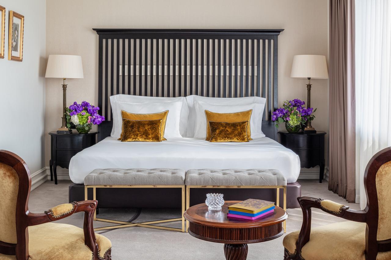 Beatriz Costa Suite