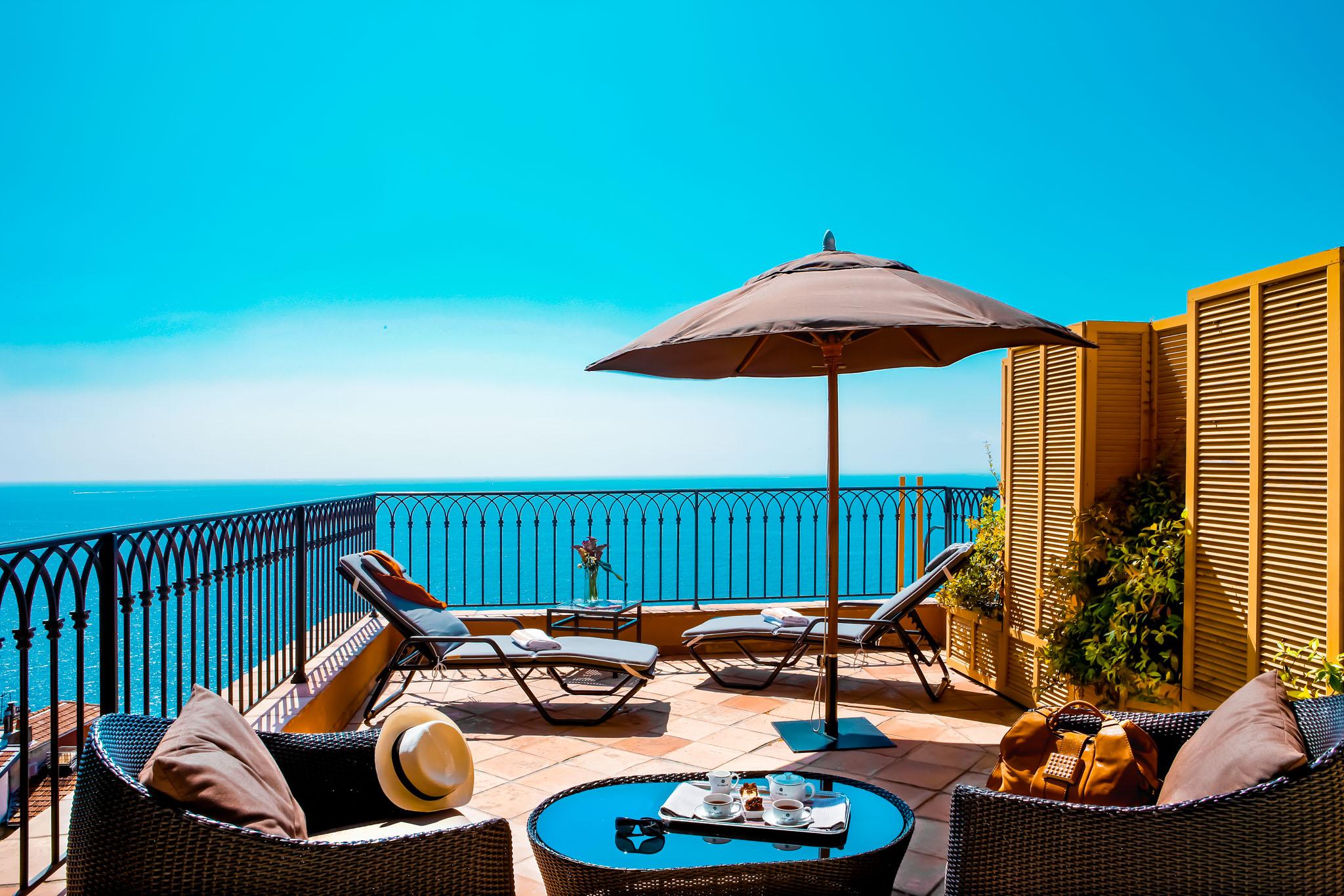 Deluxe Room with Sea View