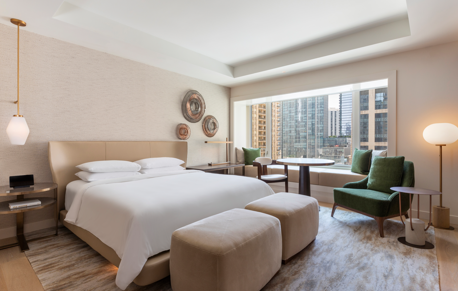 1 King Bed with City View