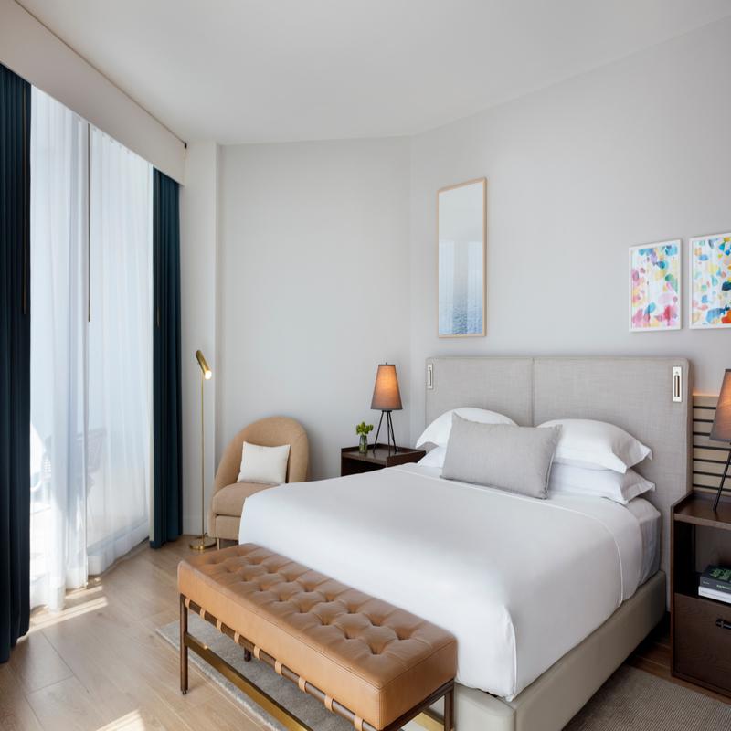 1 King Suite High Floor
