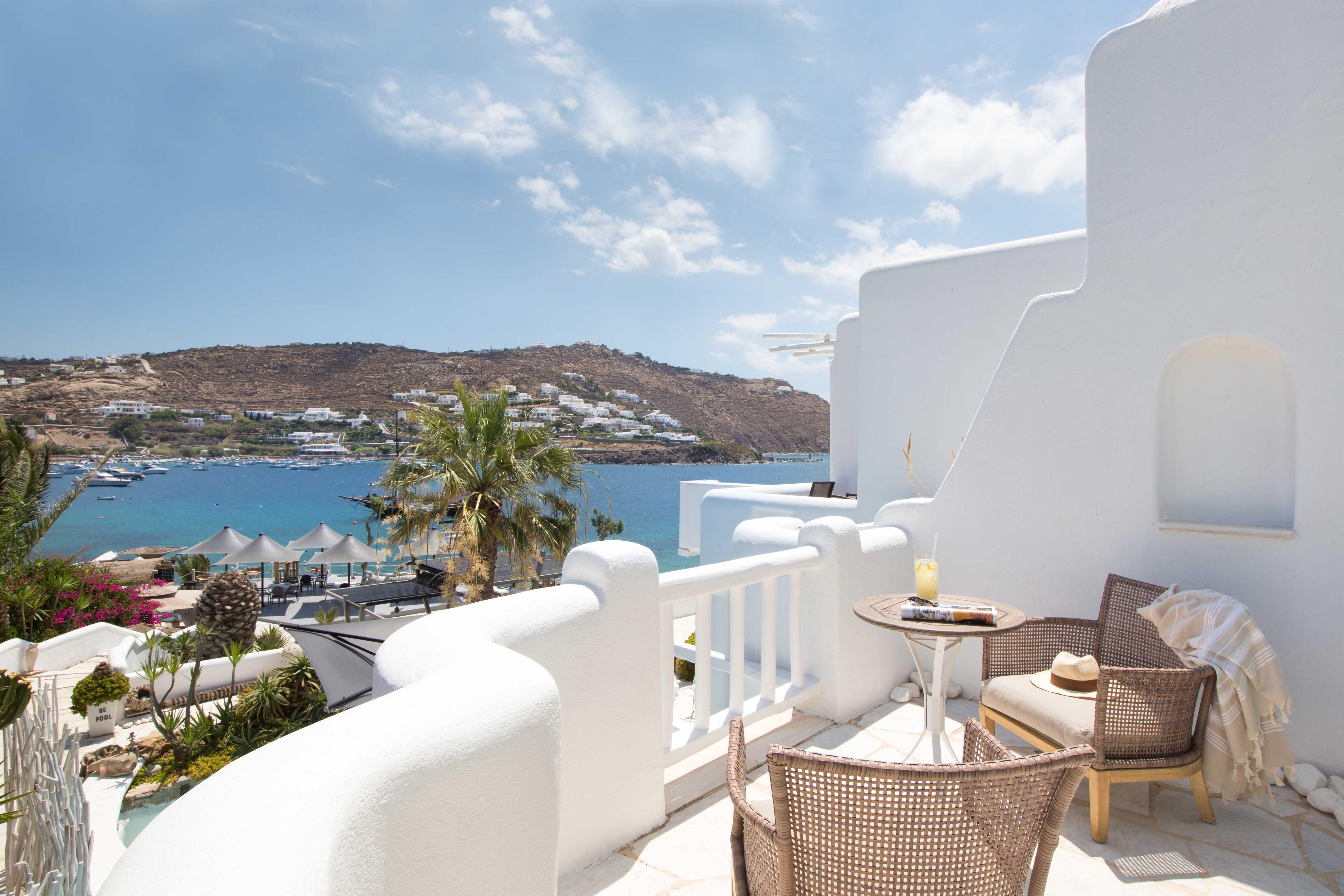 Kivotos 2 Bedroom Suite Sea View