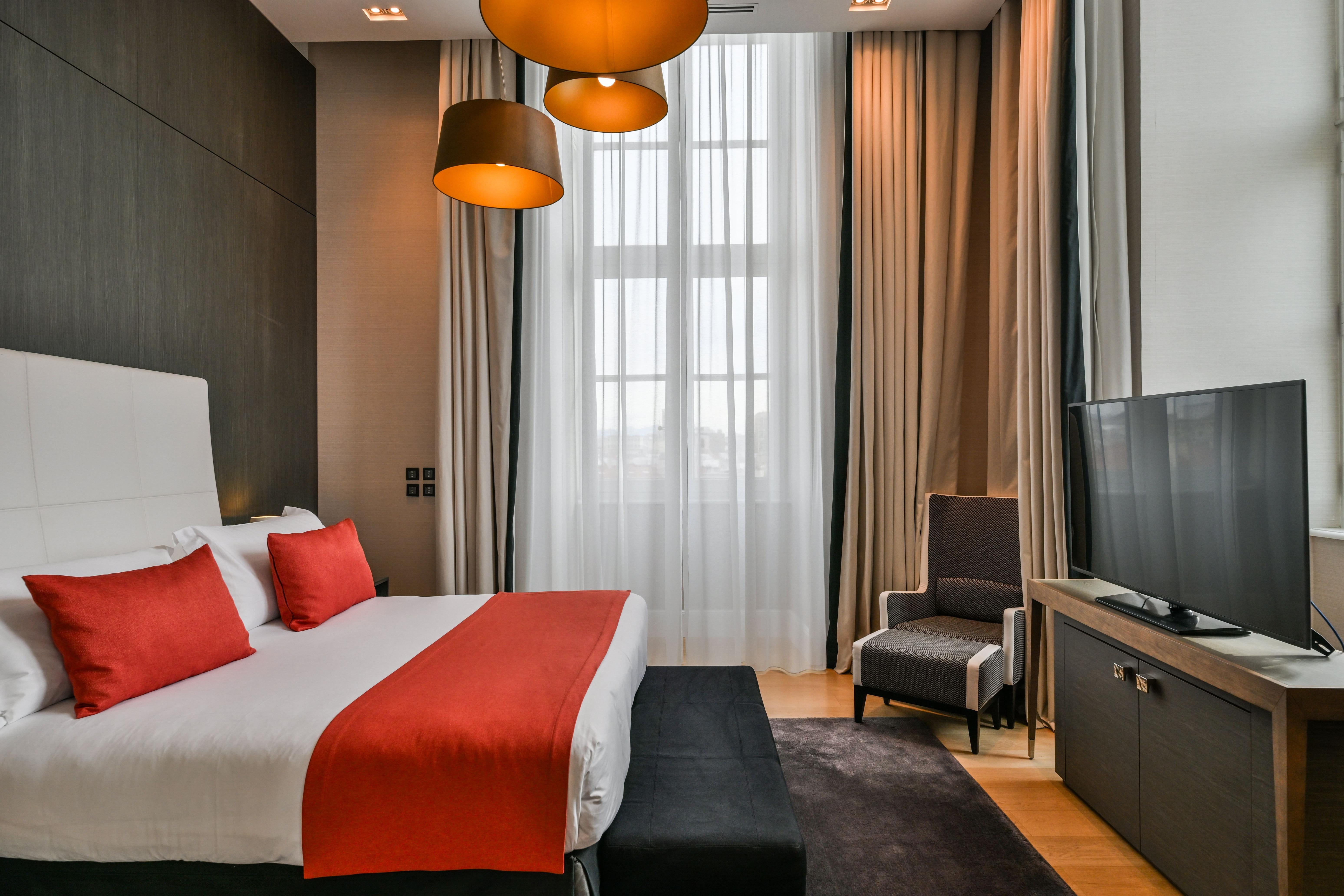 Prestige Suites