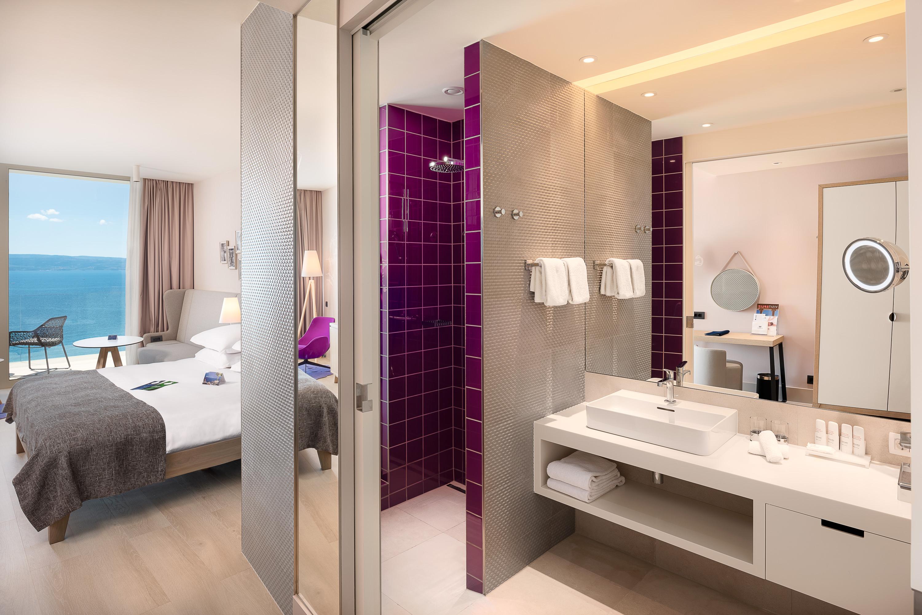 Premium Room with Sea View and Balcony