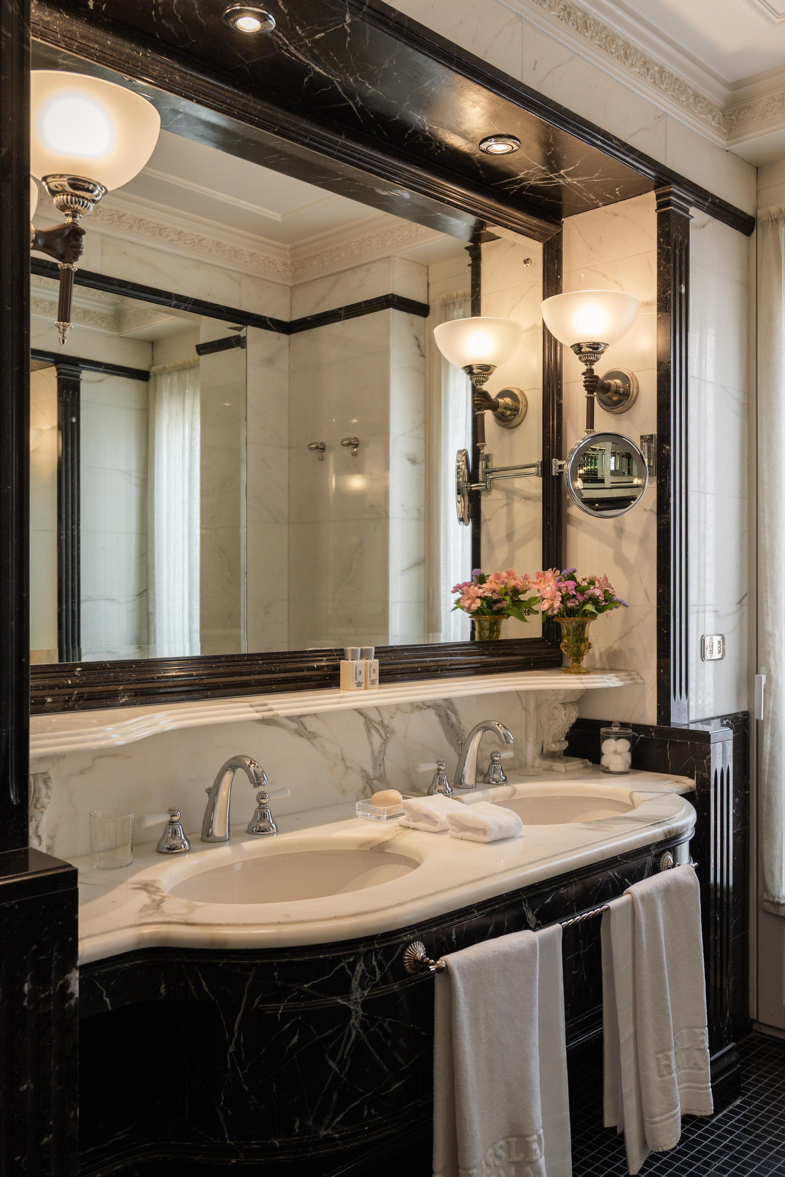 Grand Deluxe Room