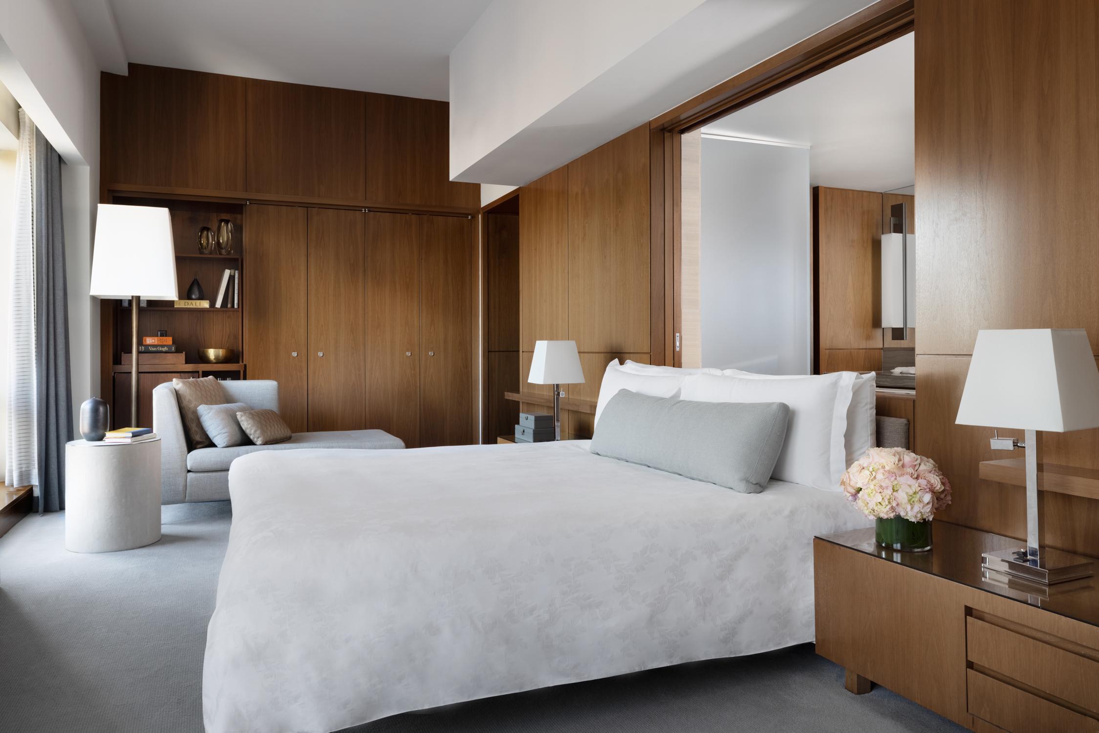Executive Club Room