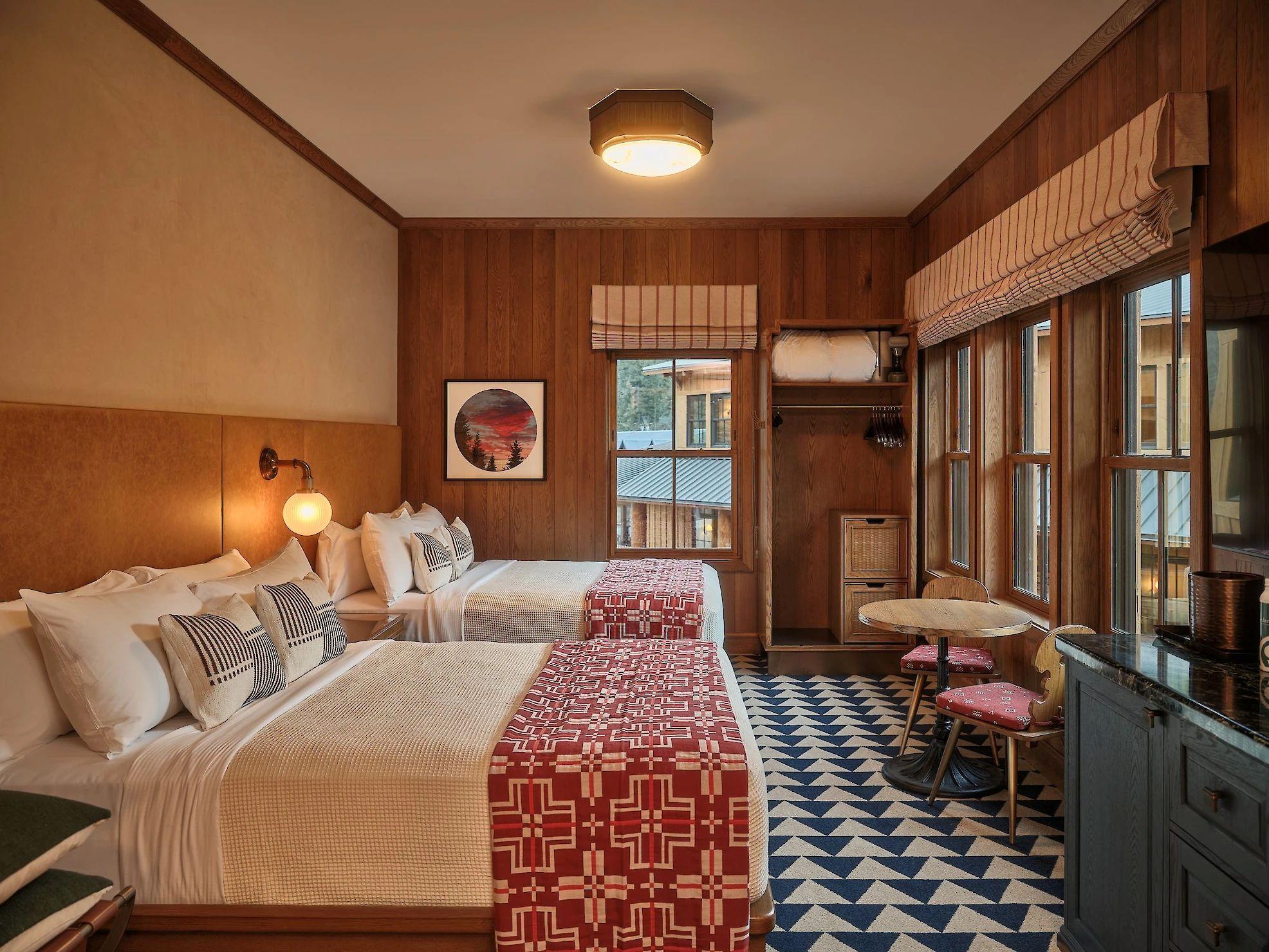 Inn Room - Double Queen