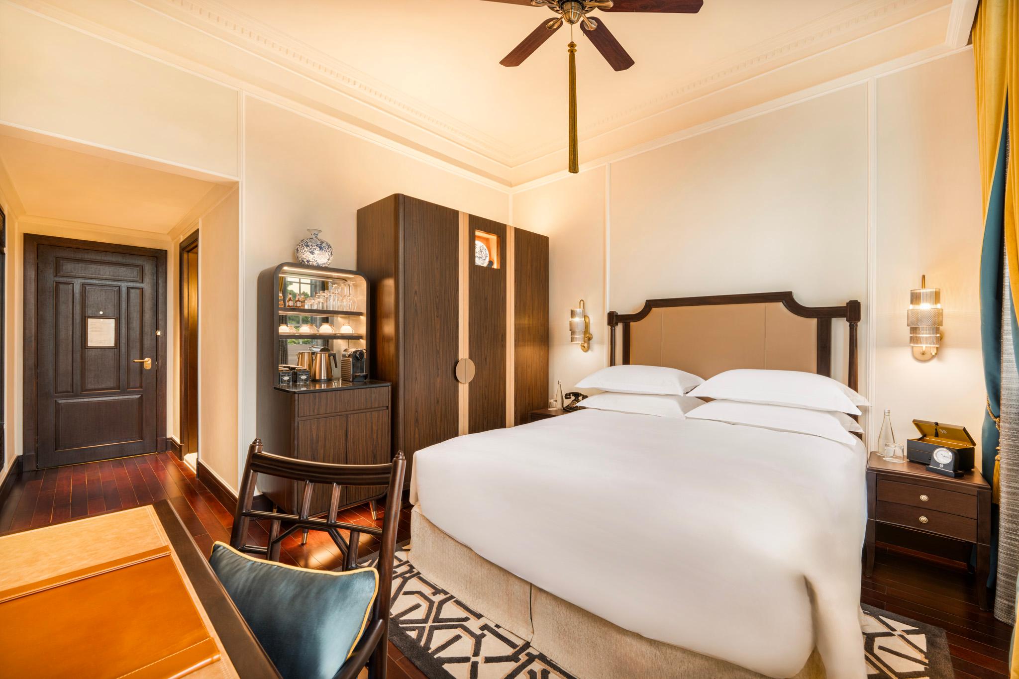 Luxury Room - Metropole Heritage Wing