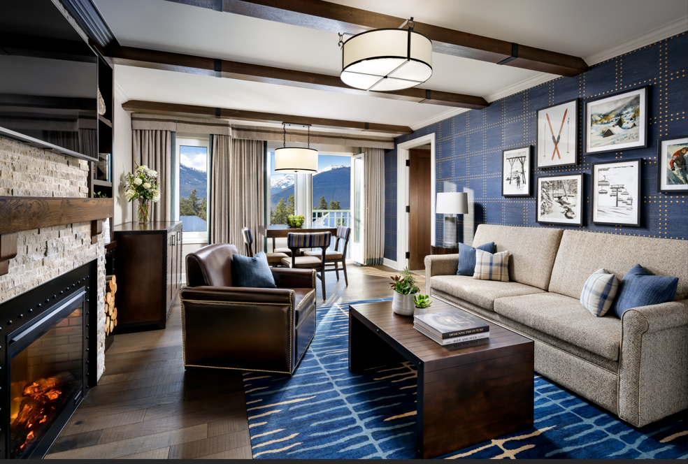 One Bedroom MTN View Corner Suite 1 King