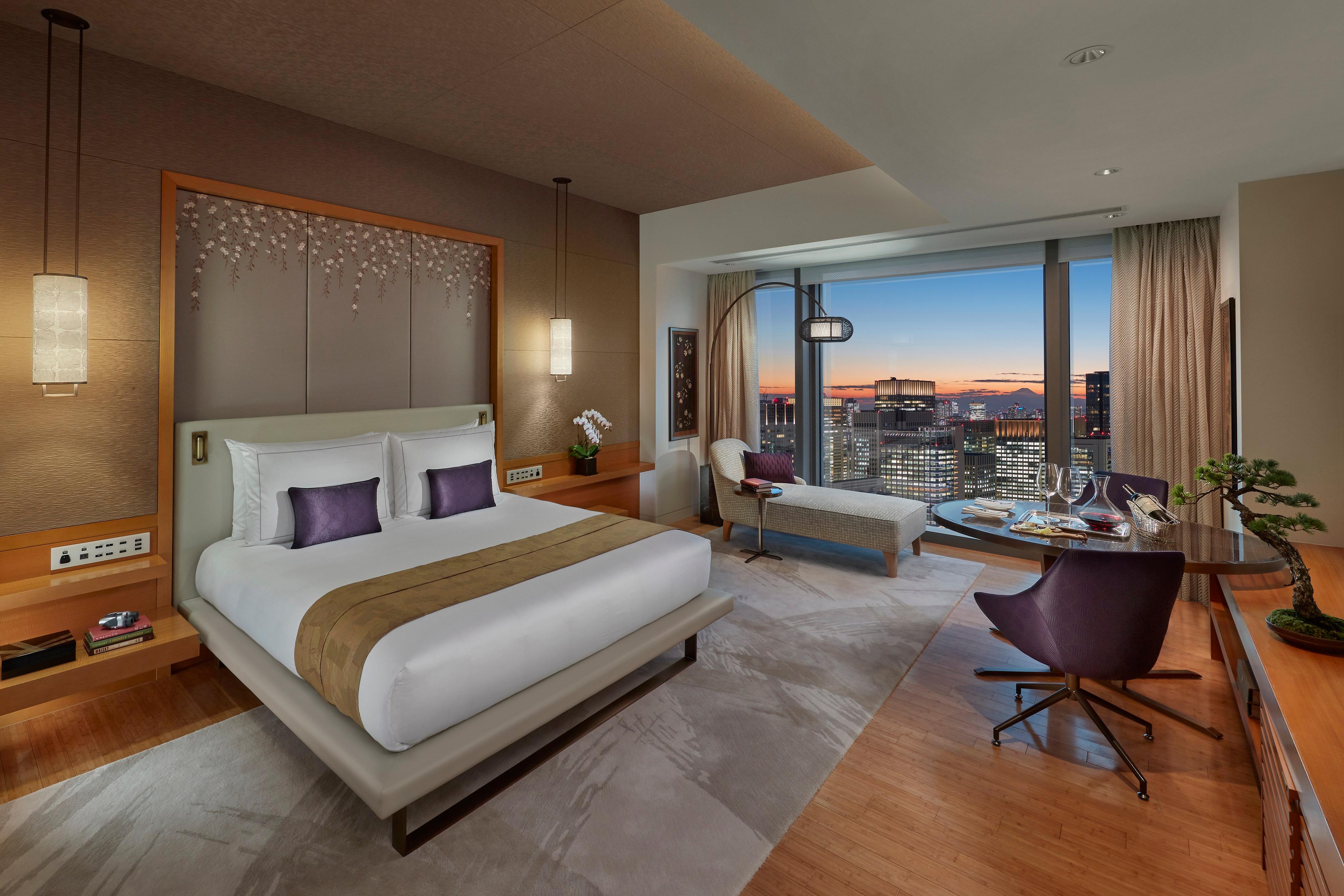 Mandarin Grand Room