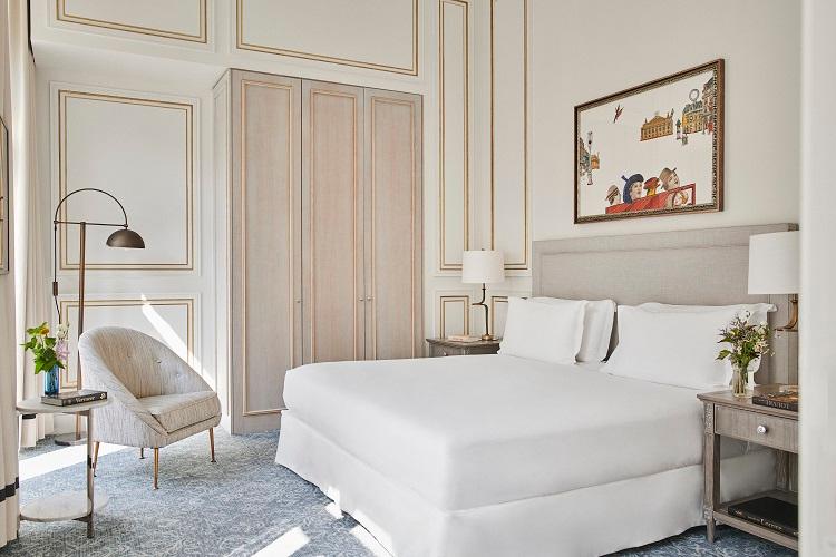Louvre Suite