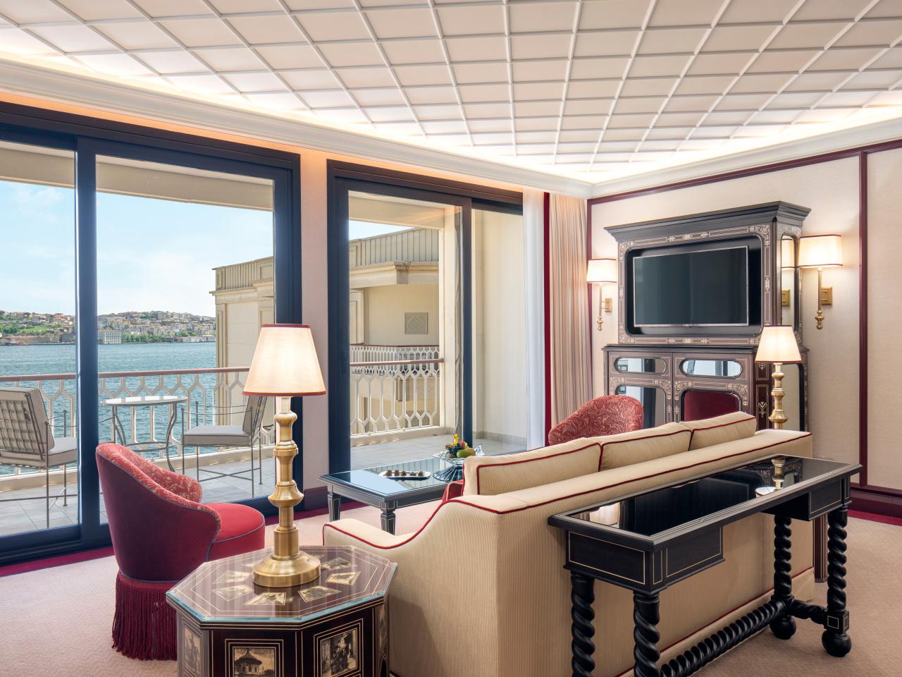 Deluxe Çırağan Bosphorus View Room