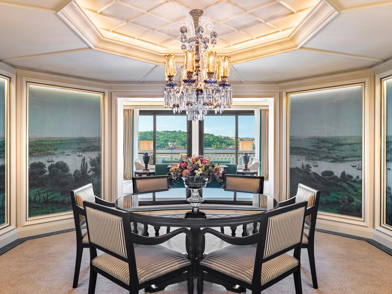 Royal Ottoman Suite