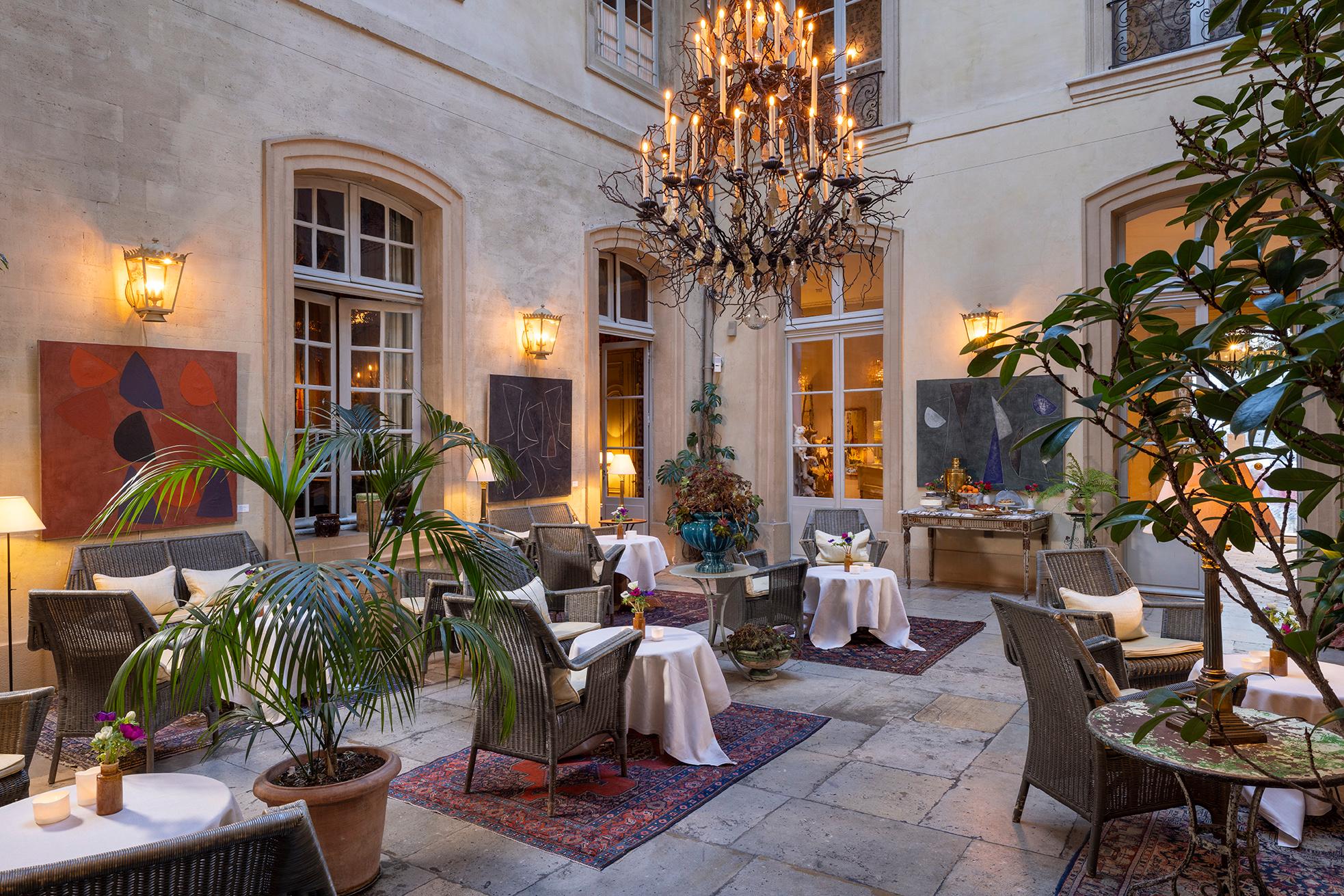 La Mirande, France — La Mirande - La Mirande - Tea Room