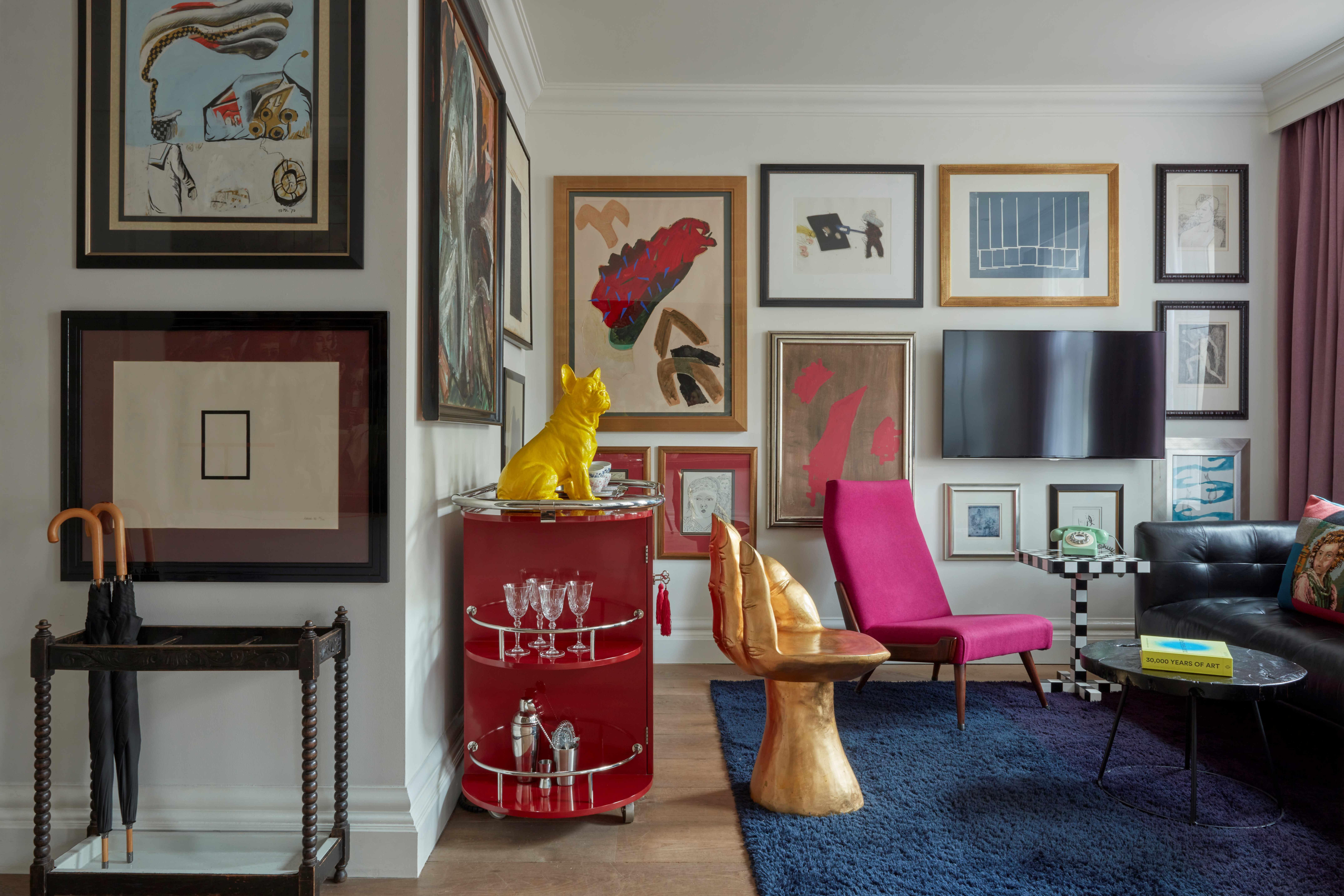 Art Collector's Suite