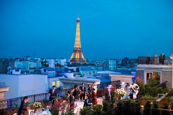 The Peninsula Paris, France — The Peninsula Paris - L'Oiseau Blanc Restaurant - Rooftop terrace