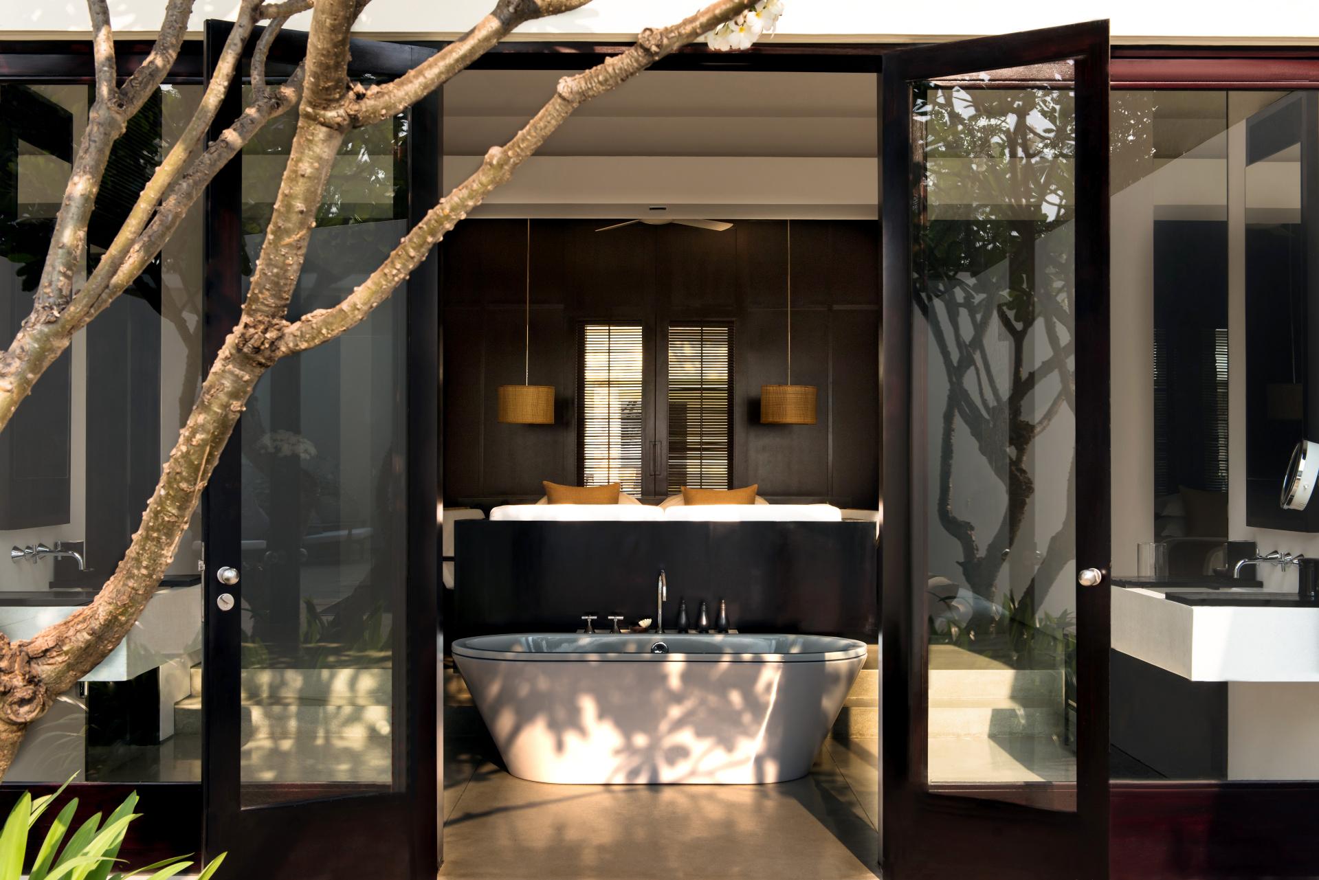 Suites, Courtyard Suites & Pool Suites