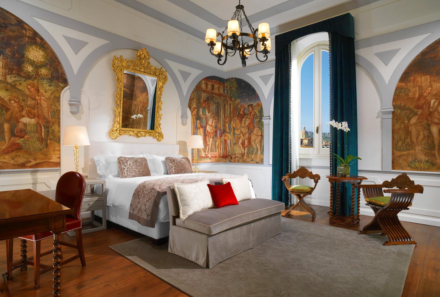Premium Deluxe Room Arno River View