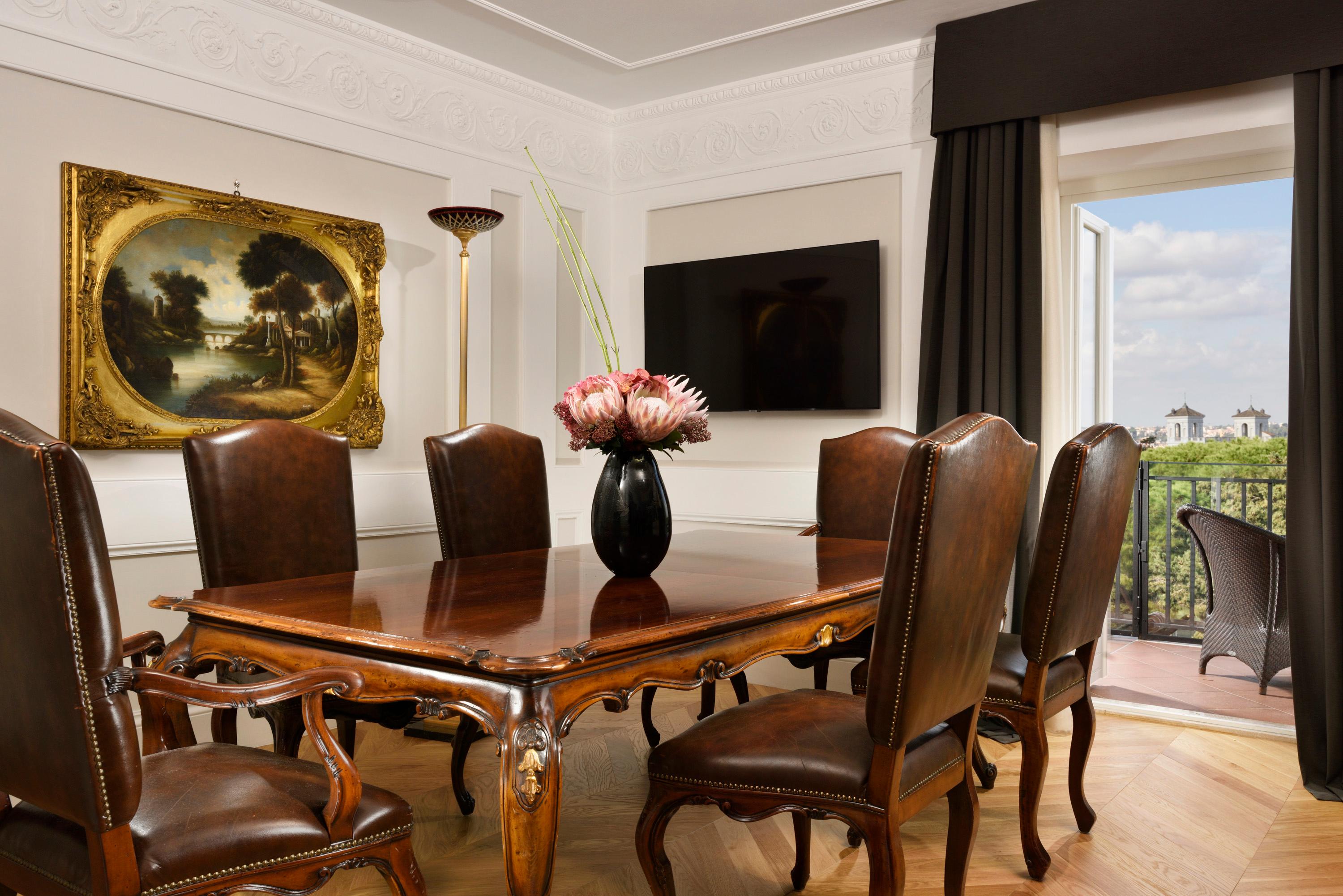 Villa Medici Penthouse Suite