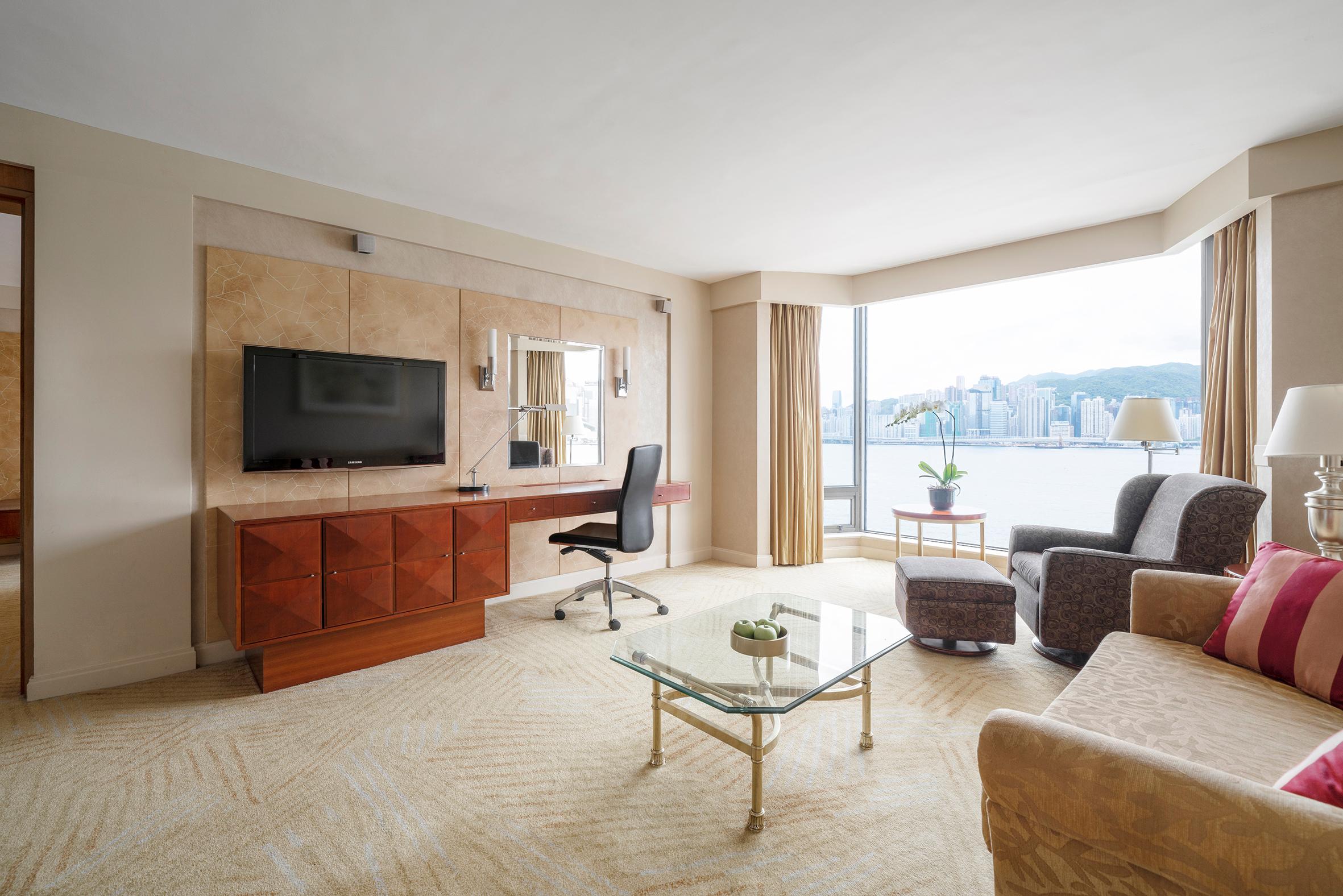 Premier Harbour View Suites