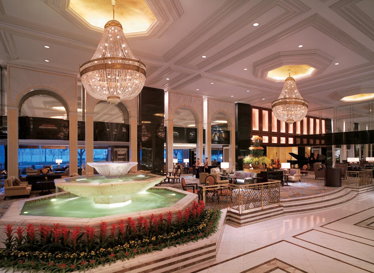 Kowloon Shangri-La, Hong Kong, China — Kowloon Shangri-La, Hong Kong - Lobby Lounge