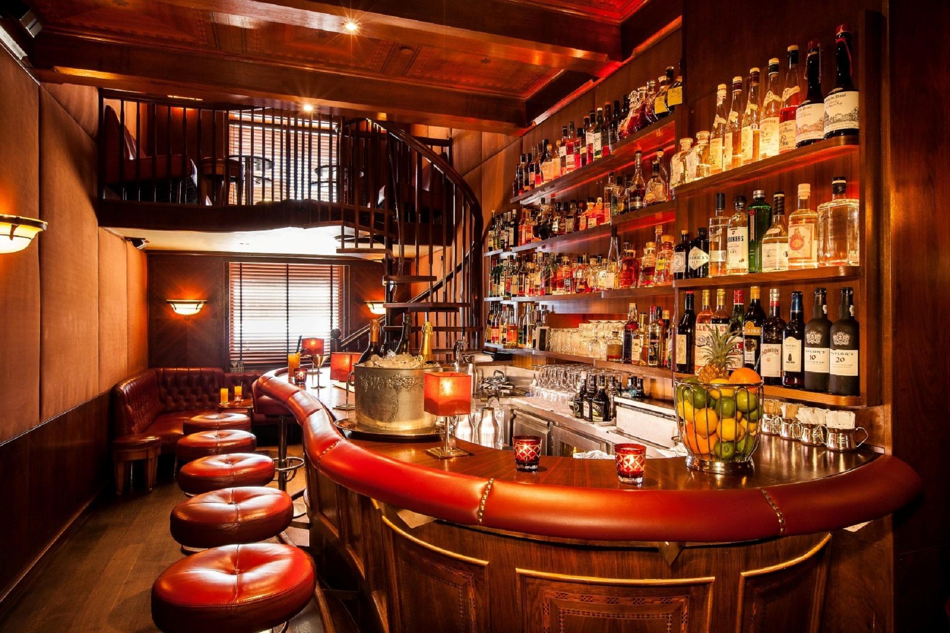 Fairmont Hotel Vier Jahreszeiten, Germany — Fairmont Hotel Vier Jahreszeiten - Jahreszeiten Bar