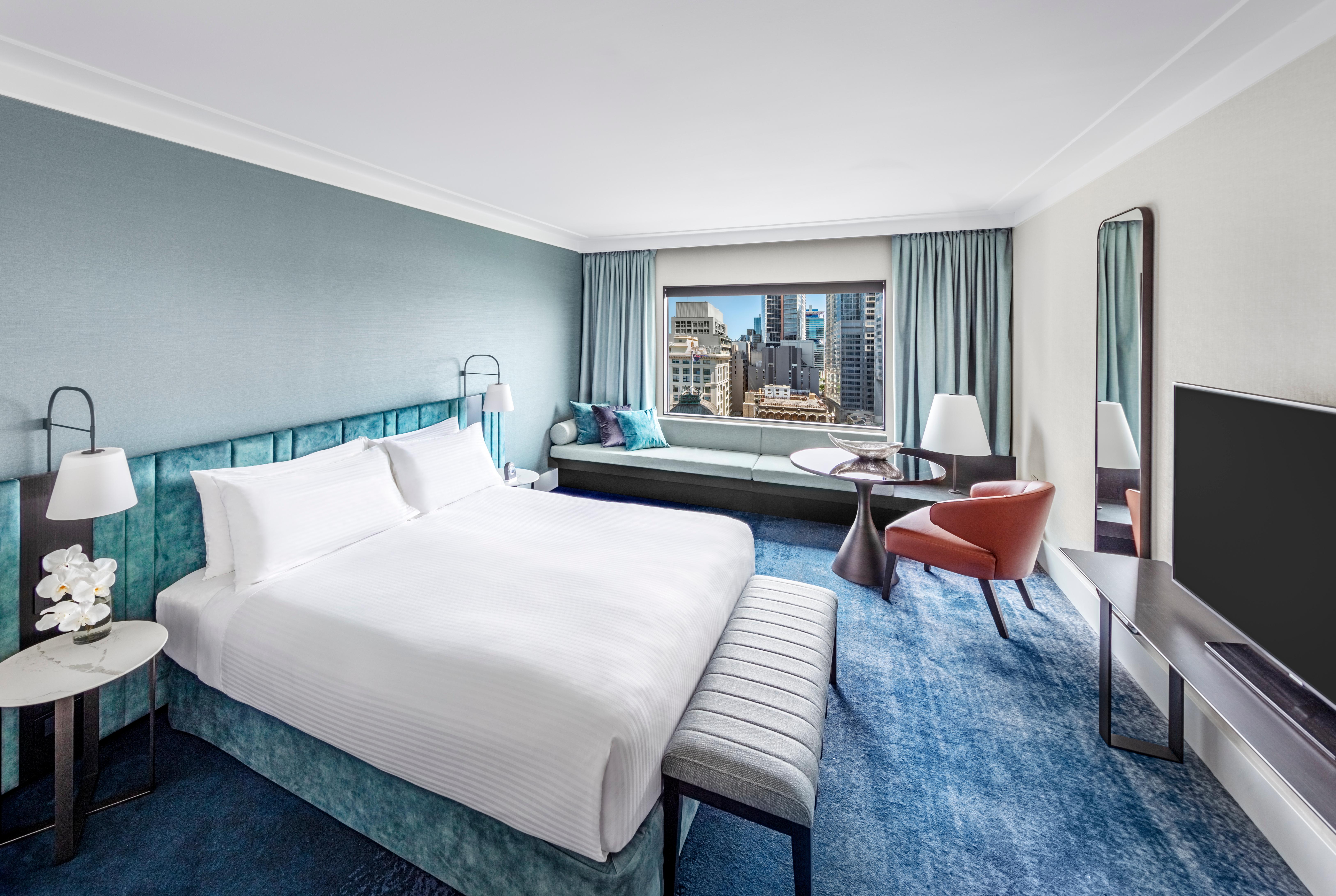 Classic City Room