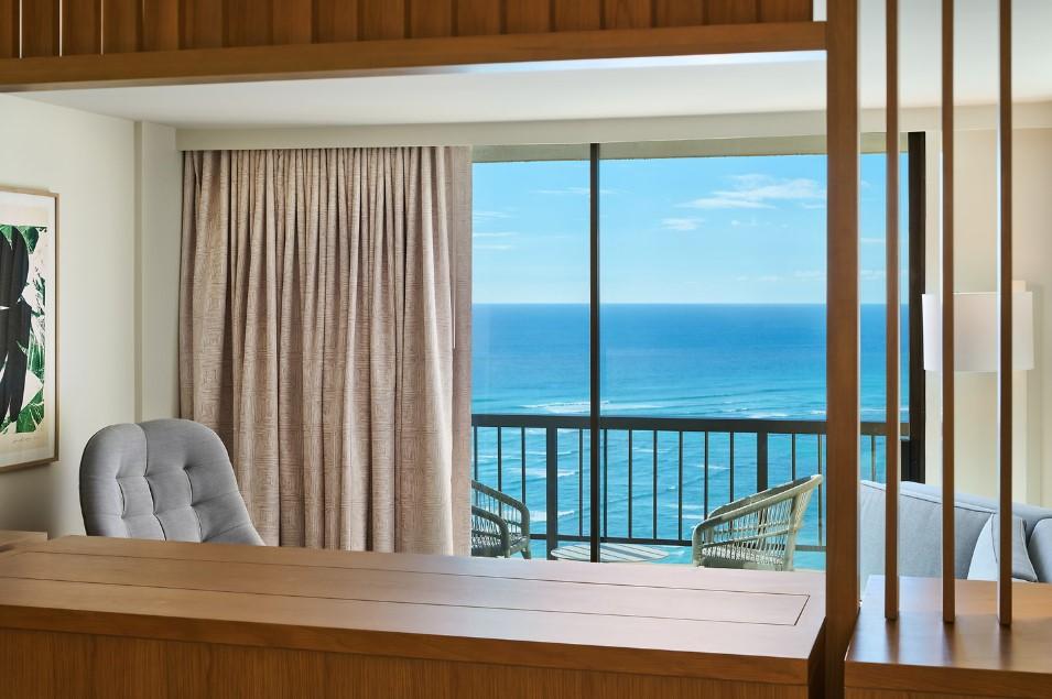 1 King Bed Ocean View Jr. Suite