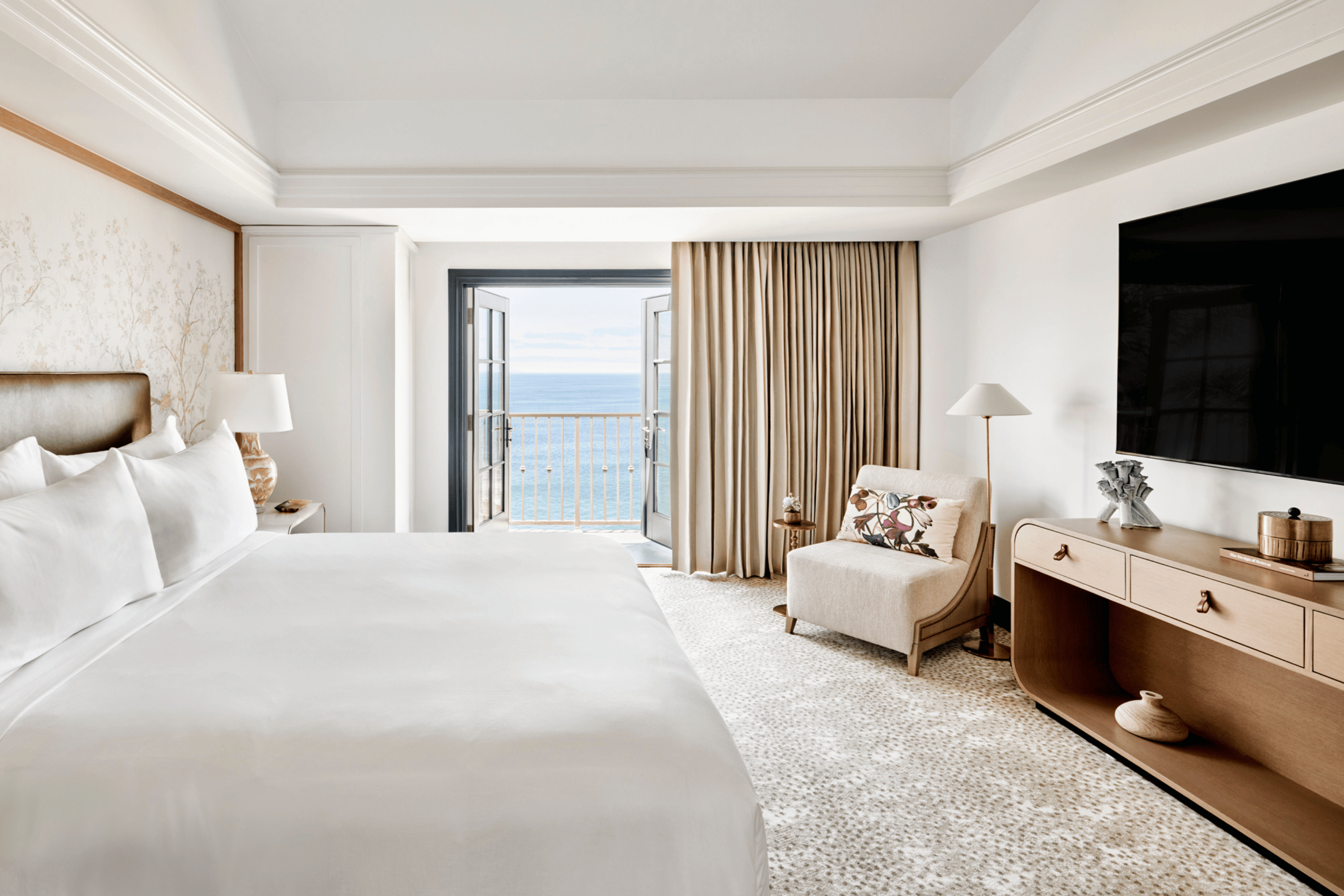 The Ritz-Carlton Suite
