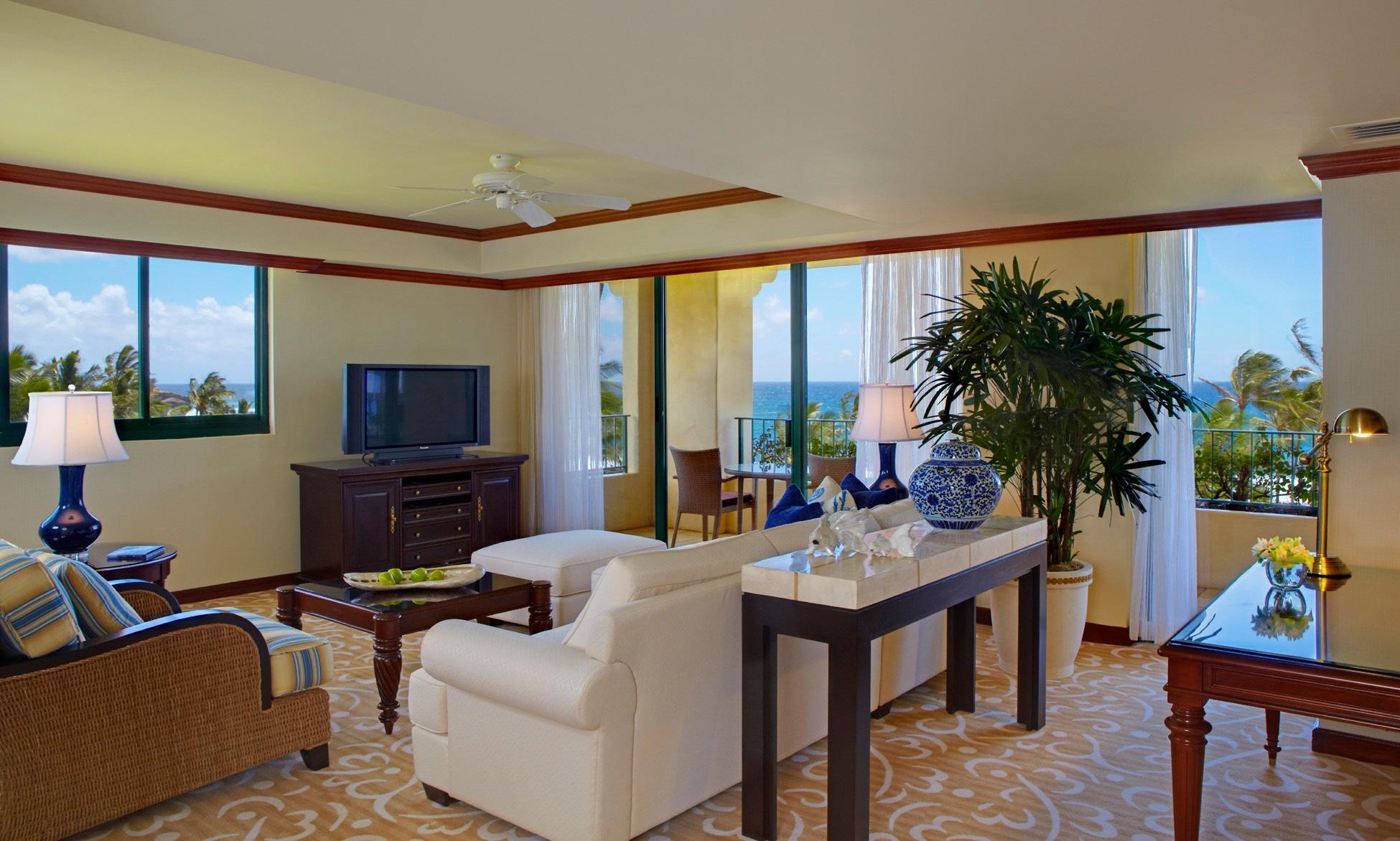 Grand Suite - 1,150 to 1,250 sq ft / View Varies