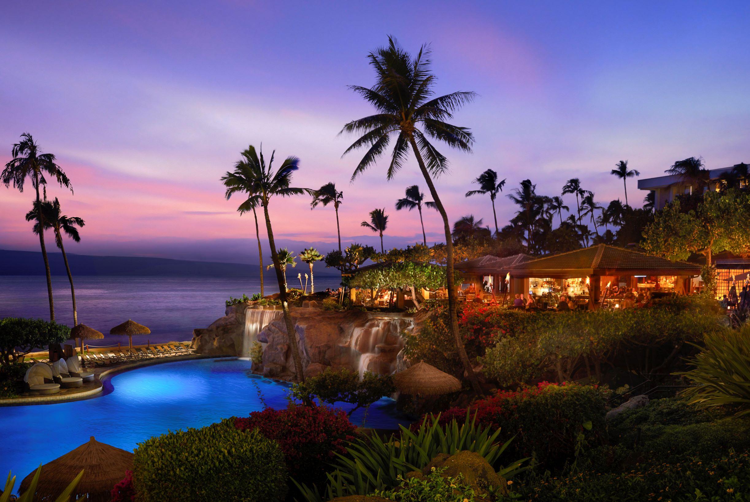 Hyatt Regency Maui Resort and Spa, United States — Hyatt Regency Maui Resort and Spa - Japengo in the evening