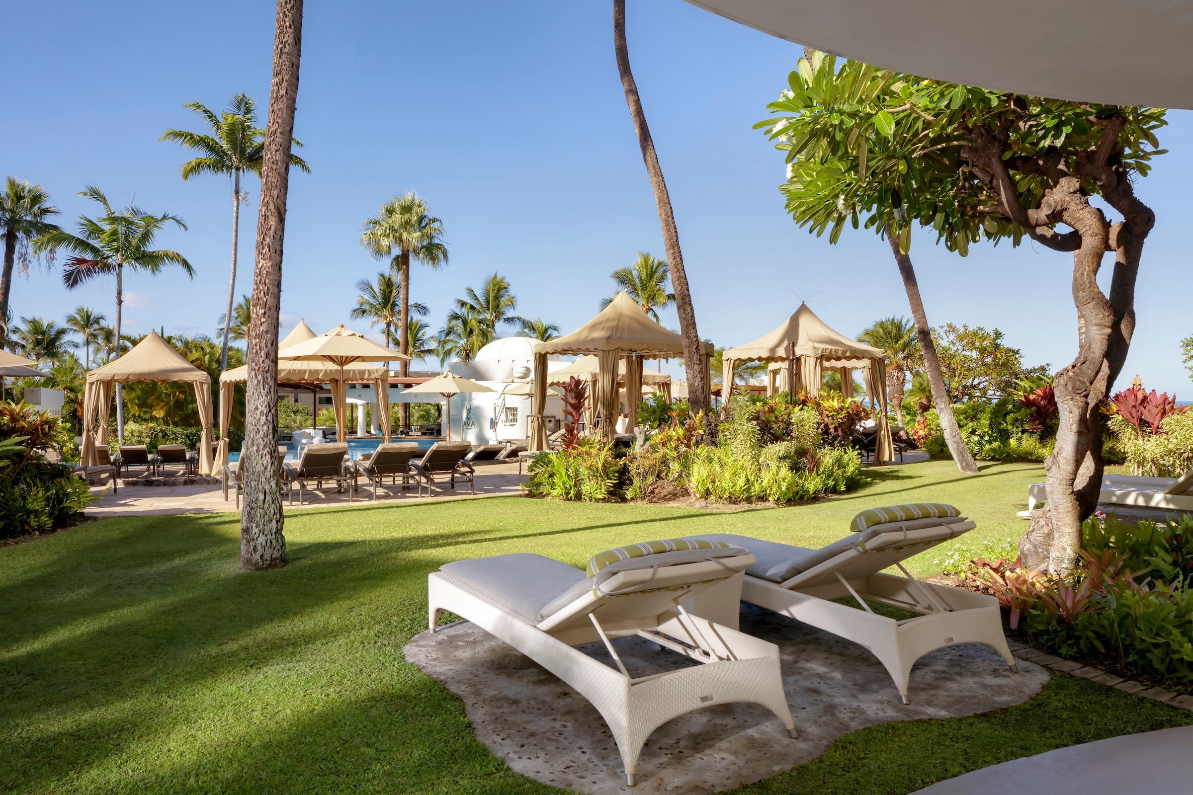 Poolside Suite