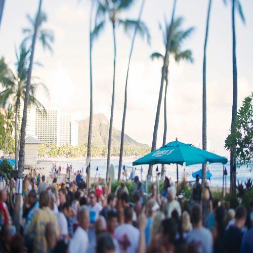 OUTRIGGER Waikiki Beach Resort, United States — OUTRIGGER Waikiki Beach Resort - Duke's Waikiki