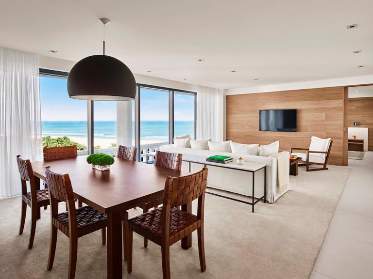 Deluxe Oceanview Suite