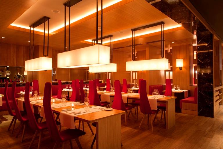 The Fitzwilliam Hotel Belfast, Northern Ireland — The Fitzwilliam Hotel Belfast