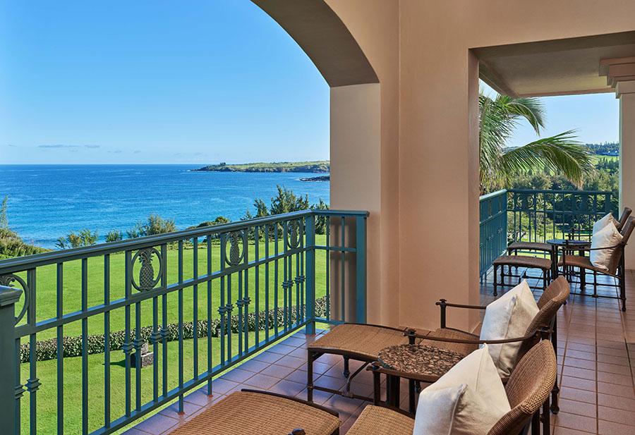 The Ritz-Carlton Suite