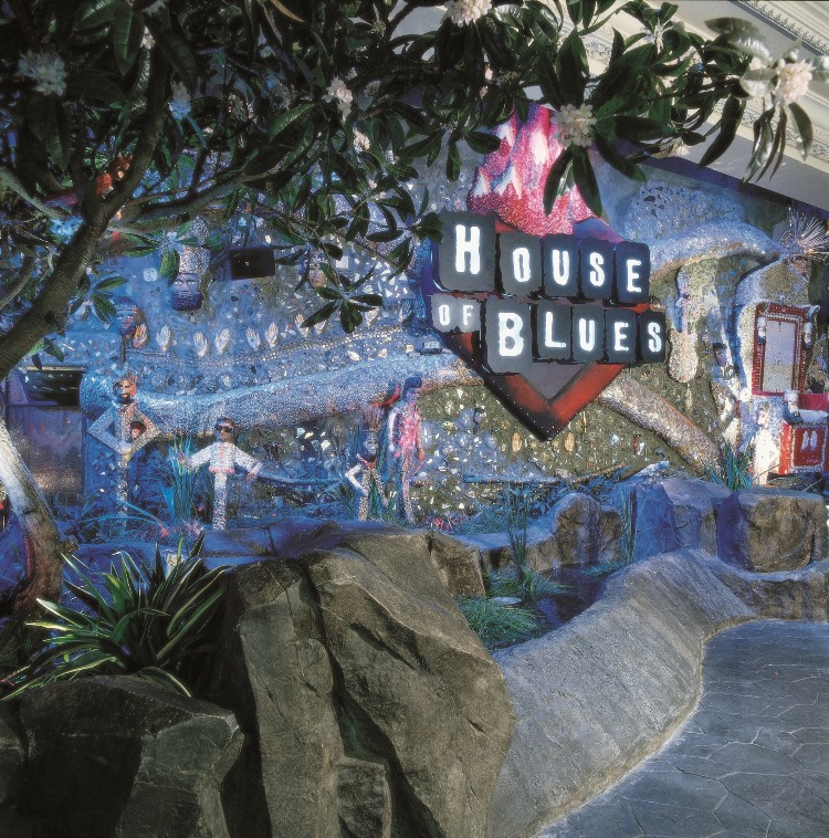 Mandalay Bay Resort & Casino, United States — Mandalay Bay Resort & Casino