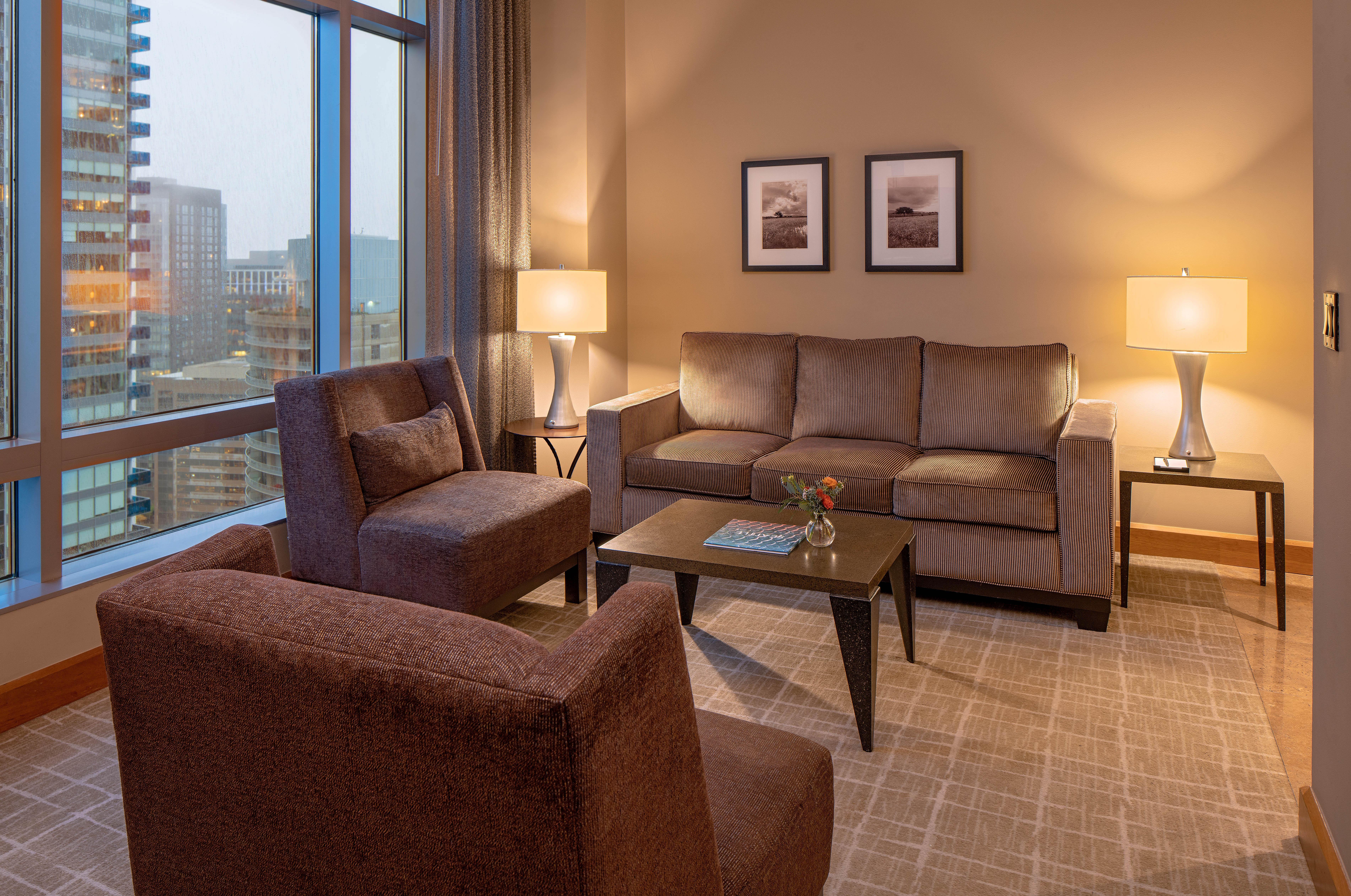 Deluxe King Room