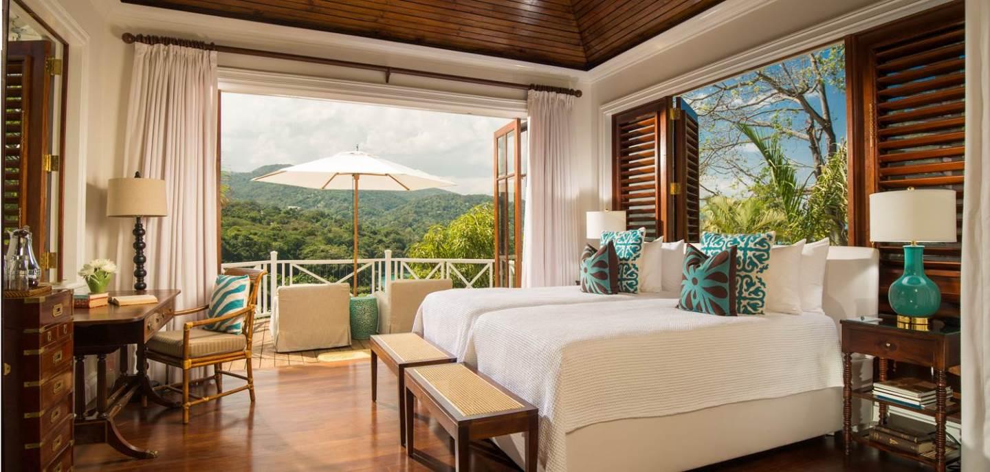 5 Bedroom Estate Luxury Villa with Private Pool