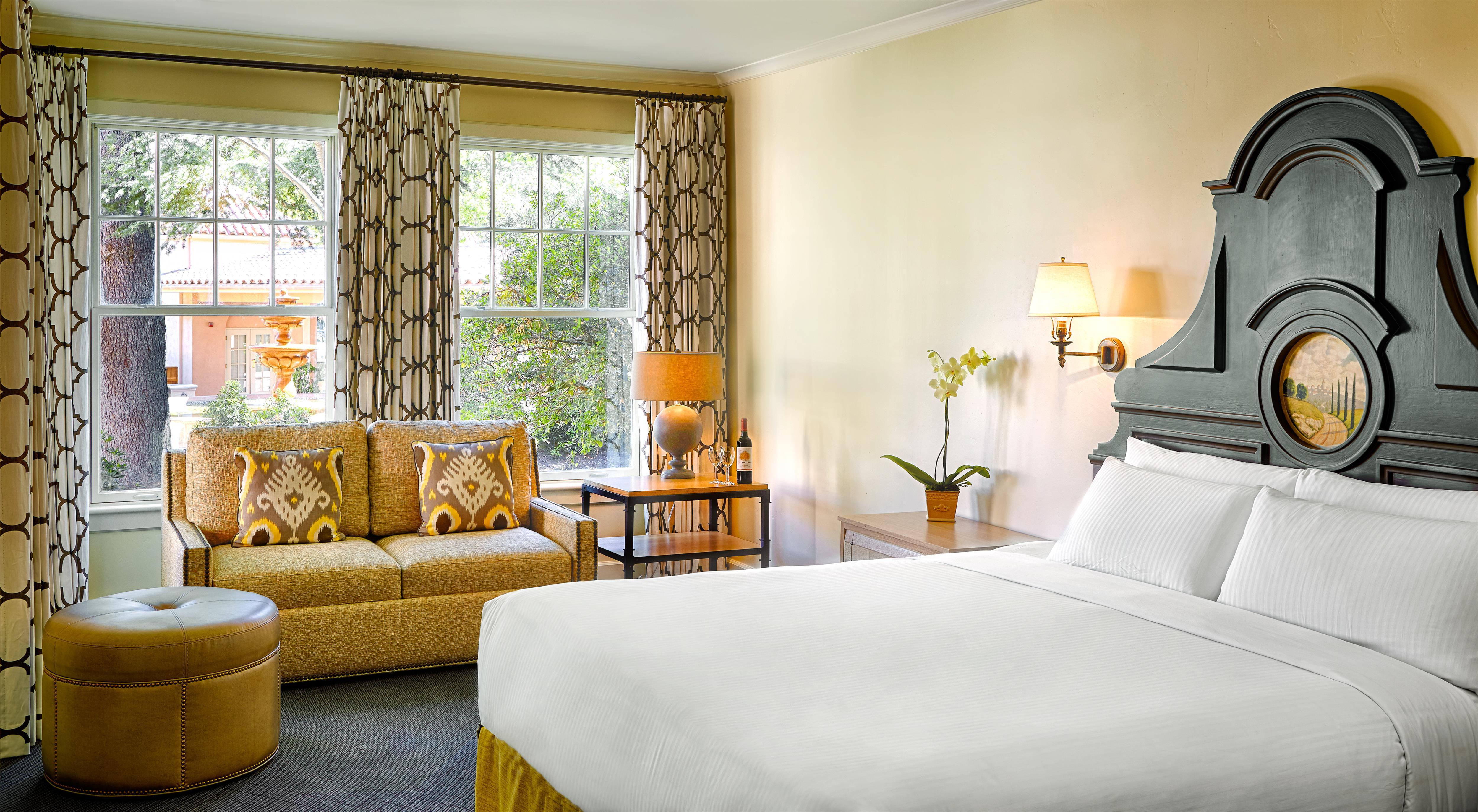 Fairmont King with Sofabed