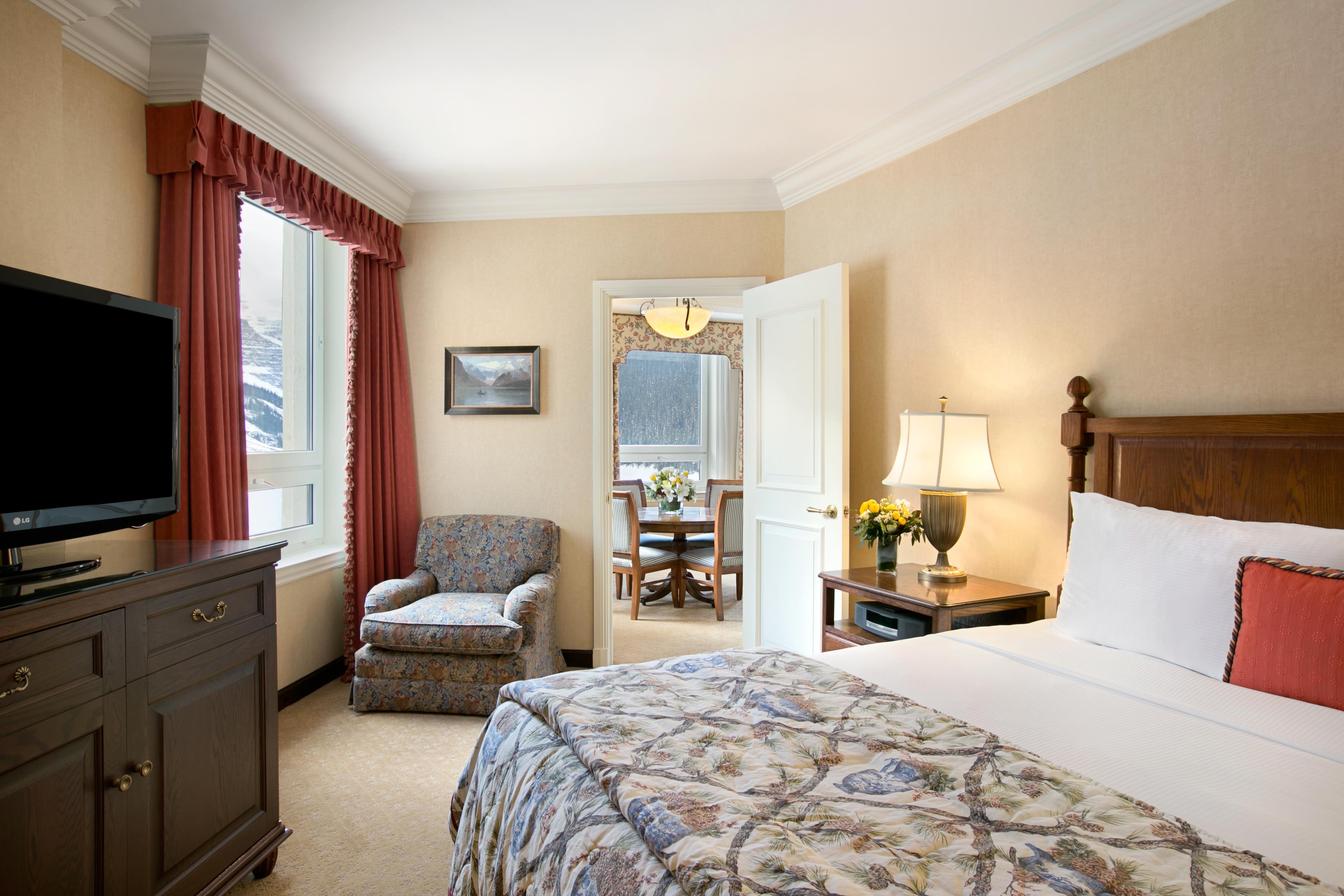 Fairmont Gold One Bedroom Suite Lakeview