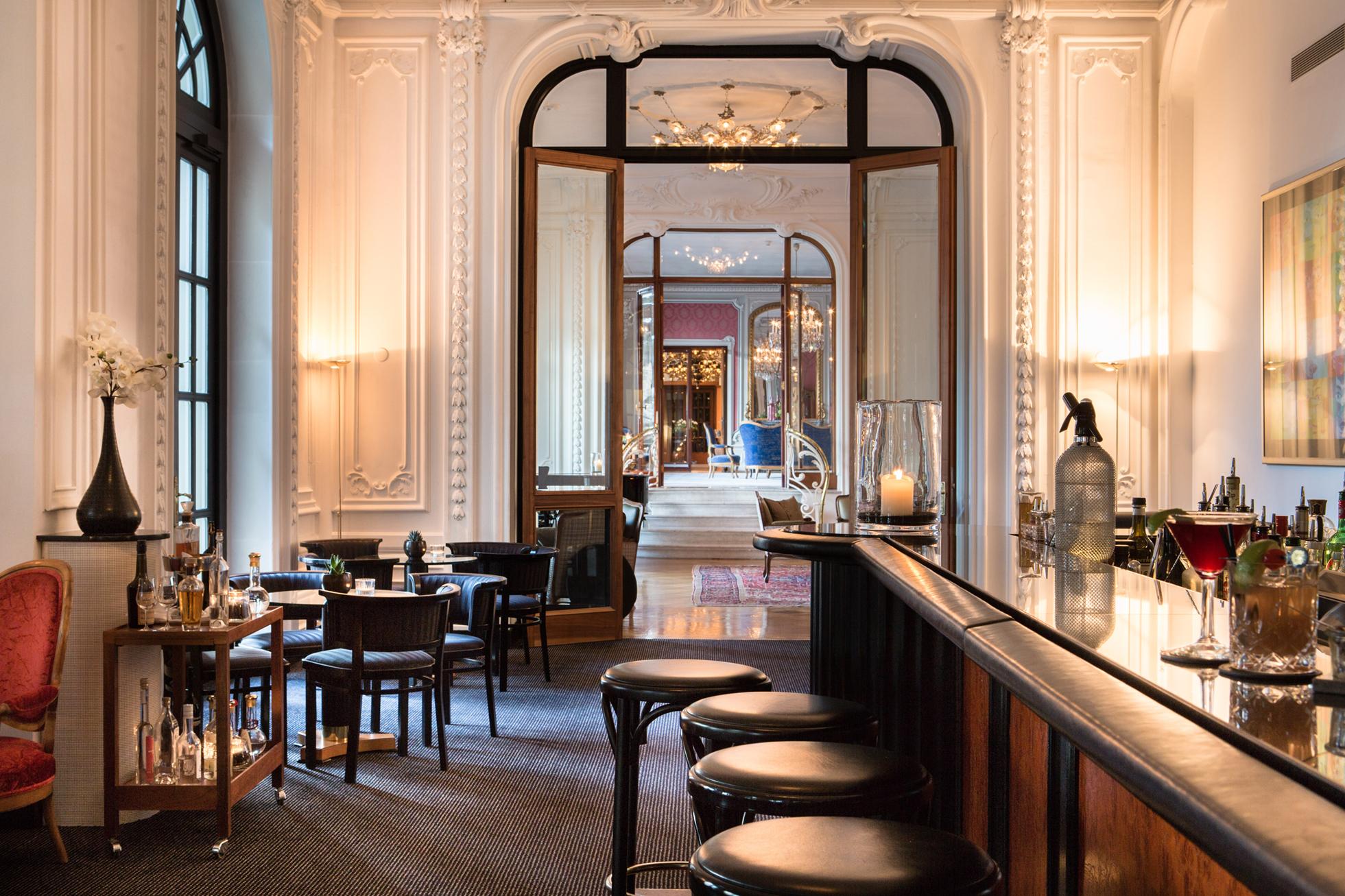 Victoria-Jungfrau Grand Hotel & Spa, Switzerland — Victoria-Jungfrau Grand Hotel & Spa - Victoria Bar
