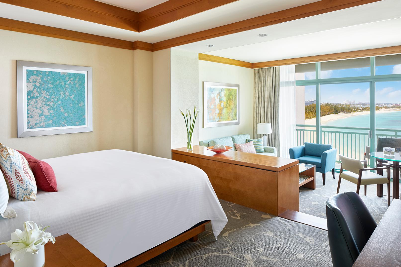 Lapis Club Ocean Suite - 1 King Bed