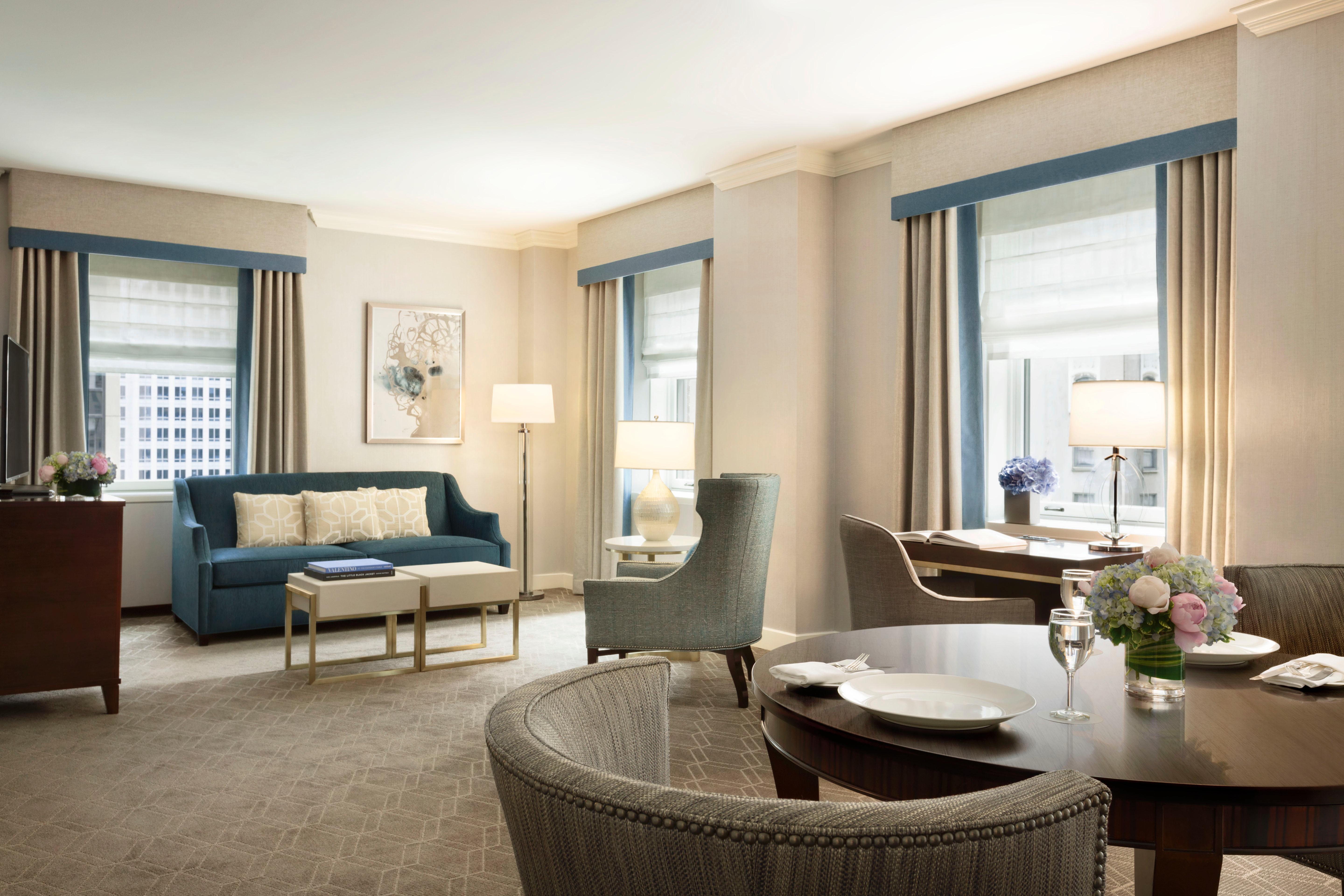 Grand 1 Bedroom Suite 1 King