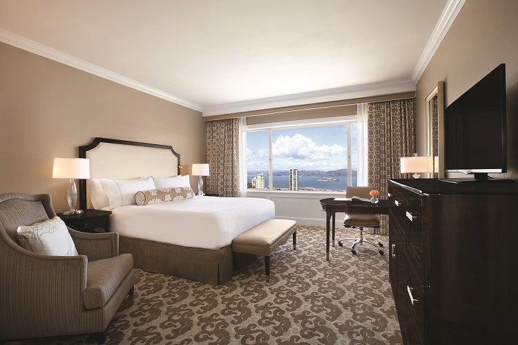 Signature Bay View Room
