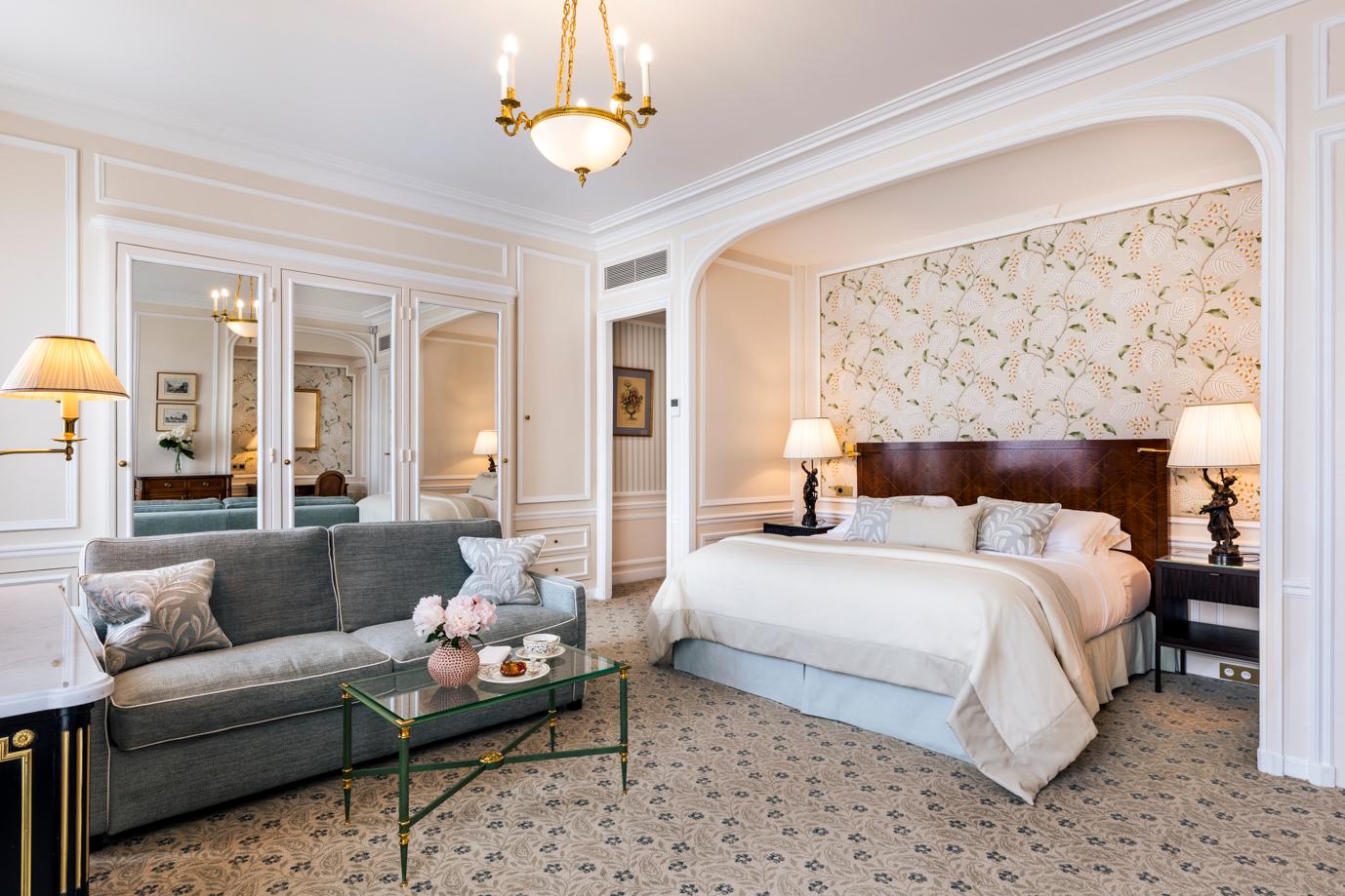 Prestige Room